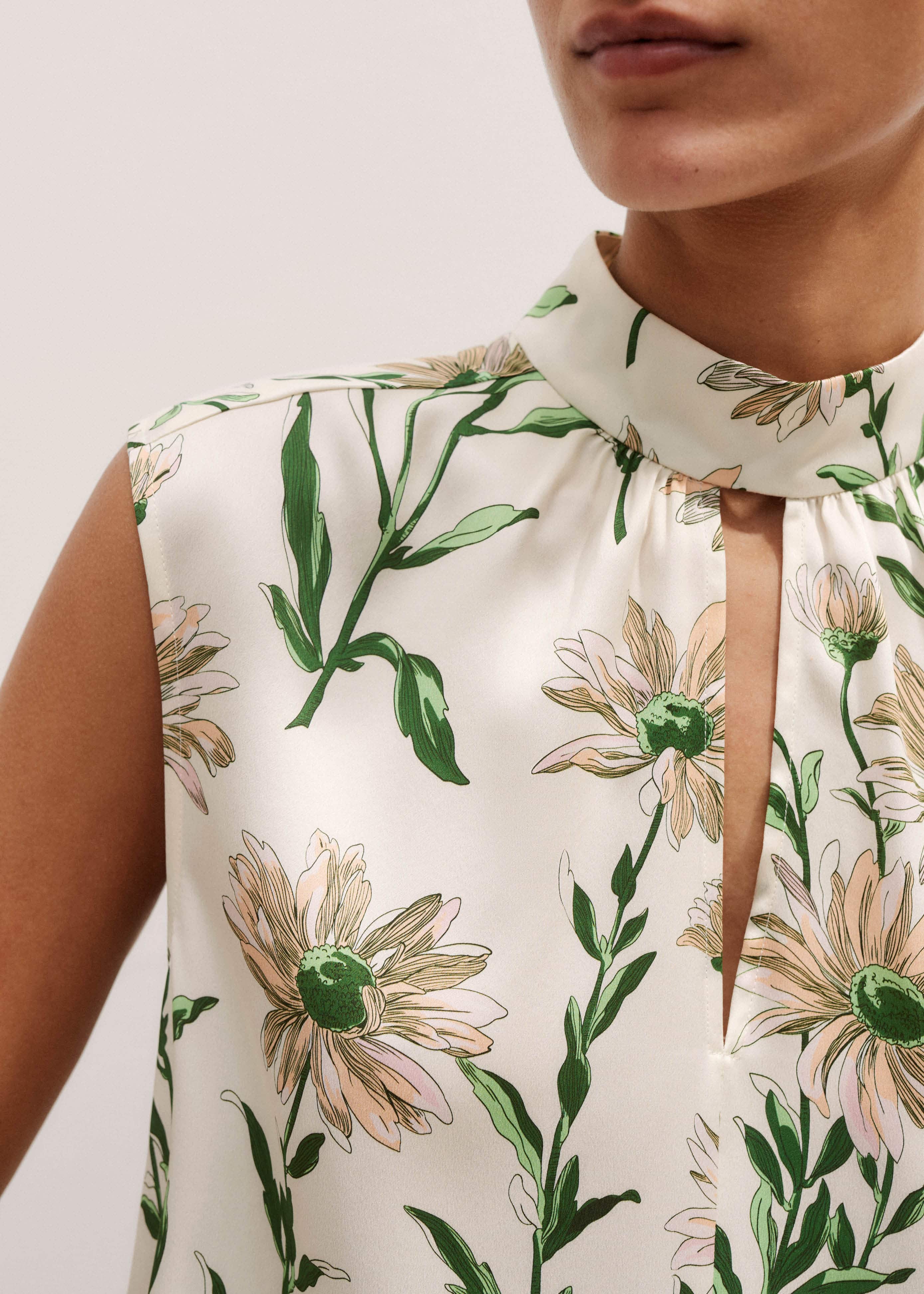 ME+EM Silk Satin Growing Daisy Print Top + Tie