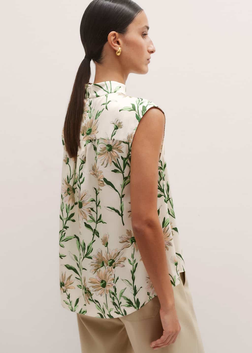 ME+EM Silk Satin Growing Daisy Print Top + Tie