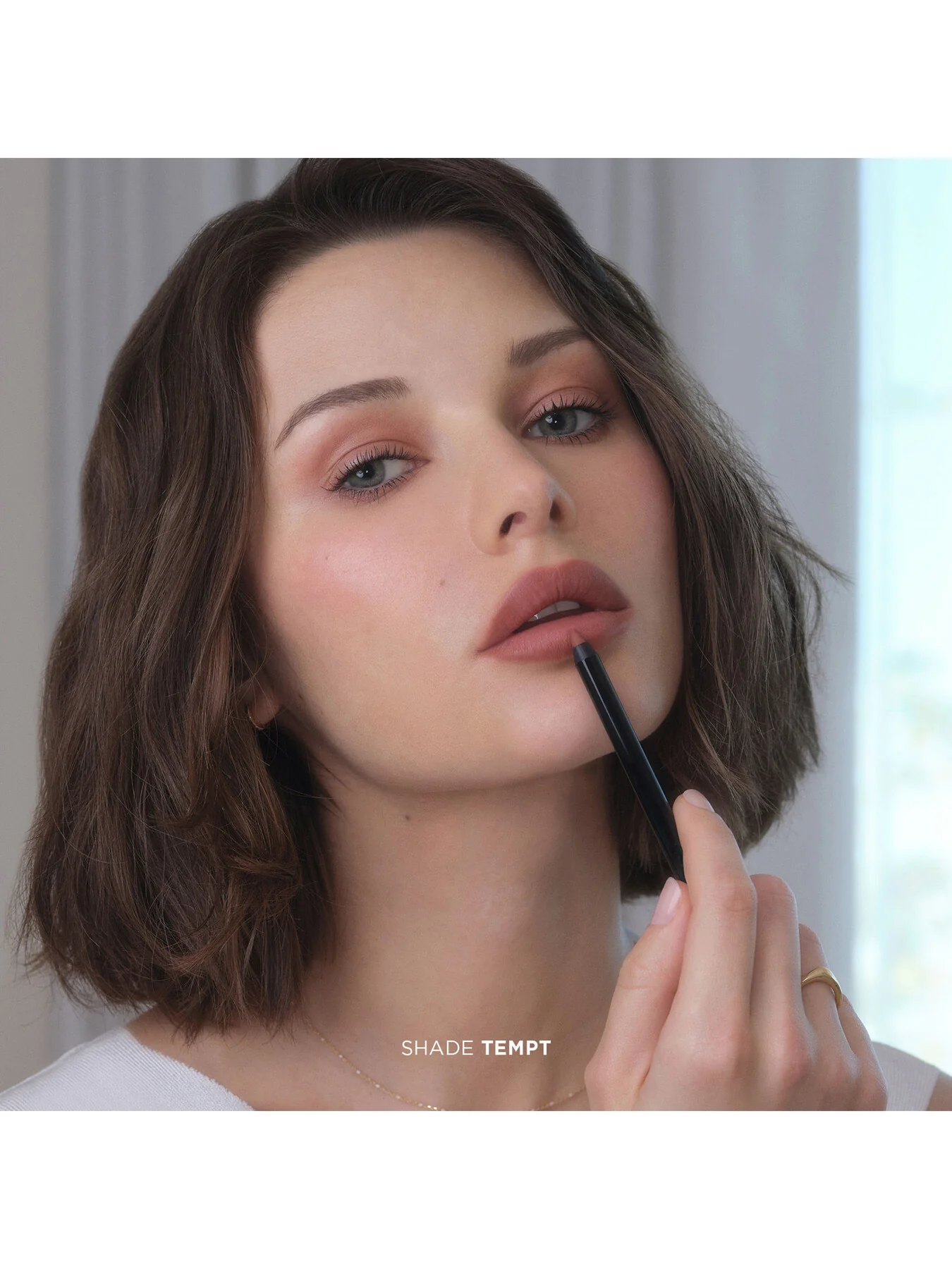 Shape and Sculpt Lip Liner
