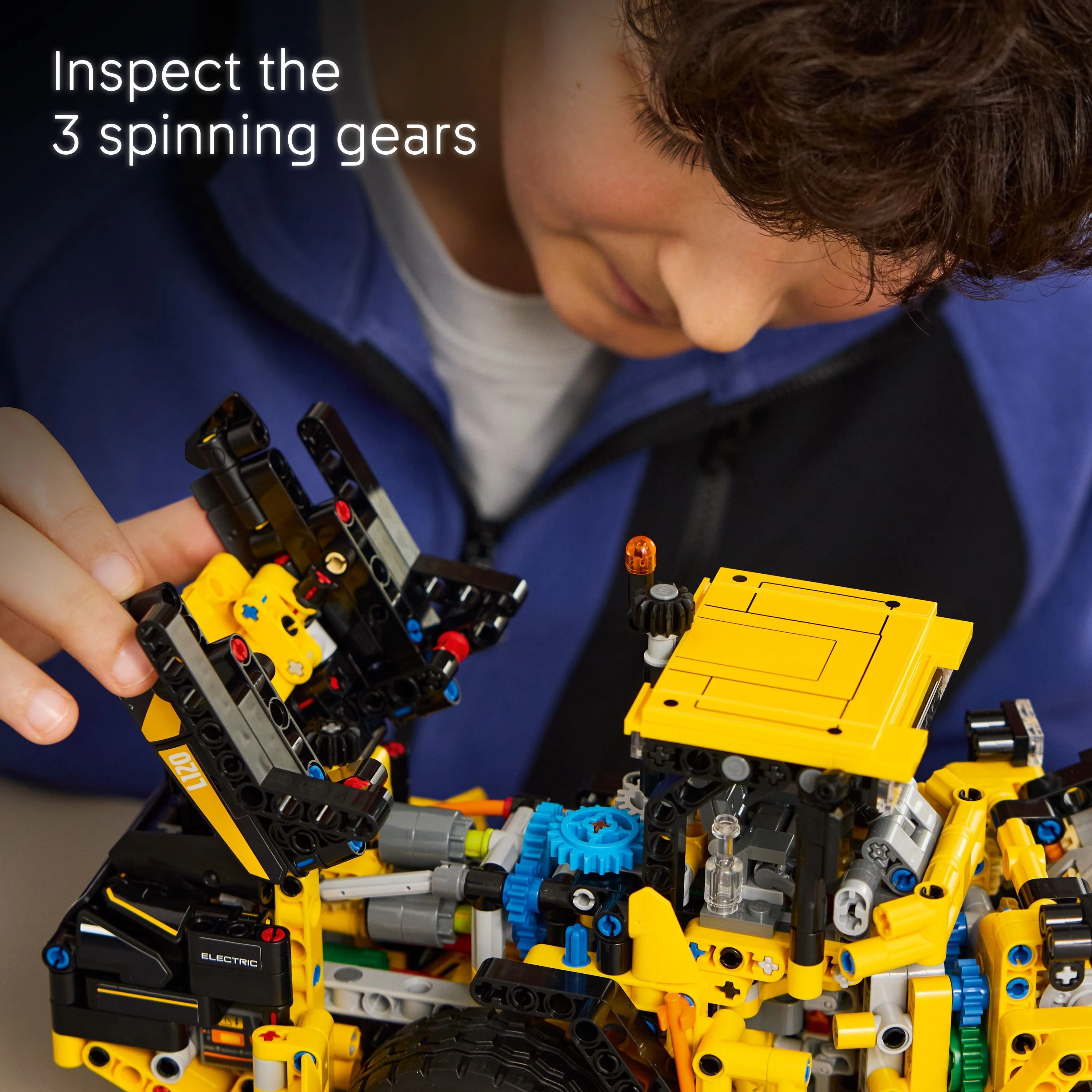 LEGO 42209 Technic Volvo L120 Electric Wheel Loader