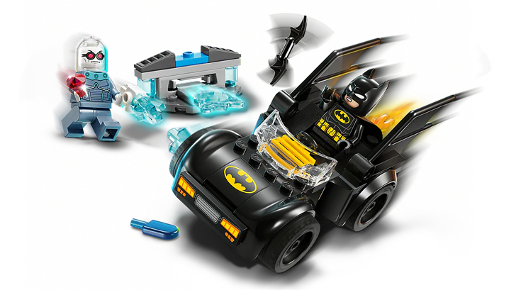 LEGO 76301 Super Heroes DC Comics Batman & Batmobile Vs. Mr. Freeze