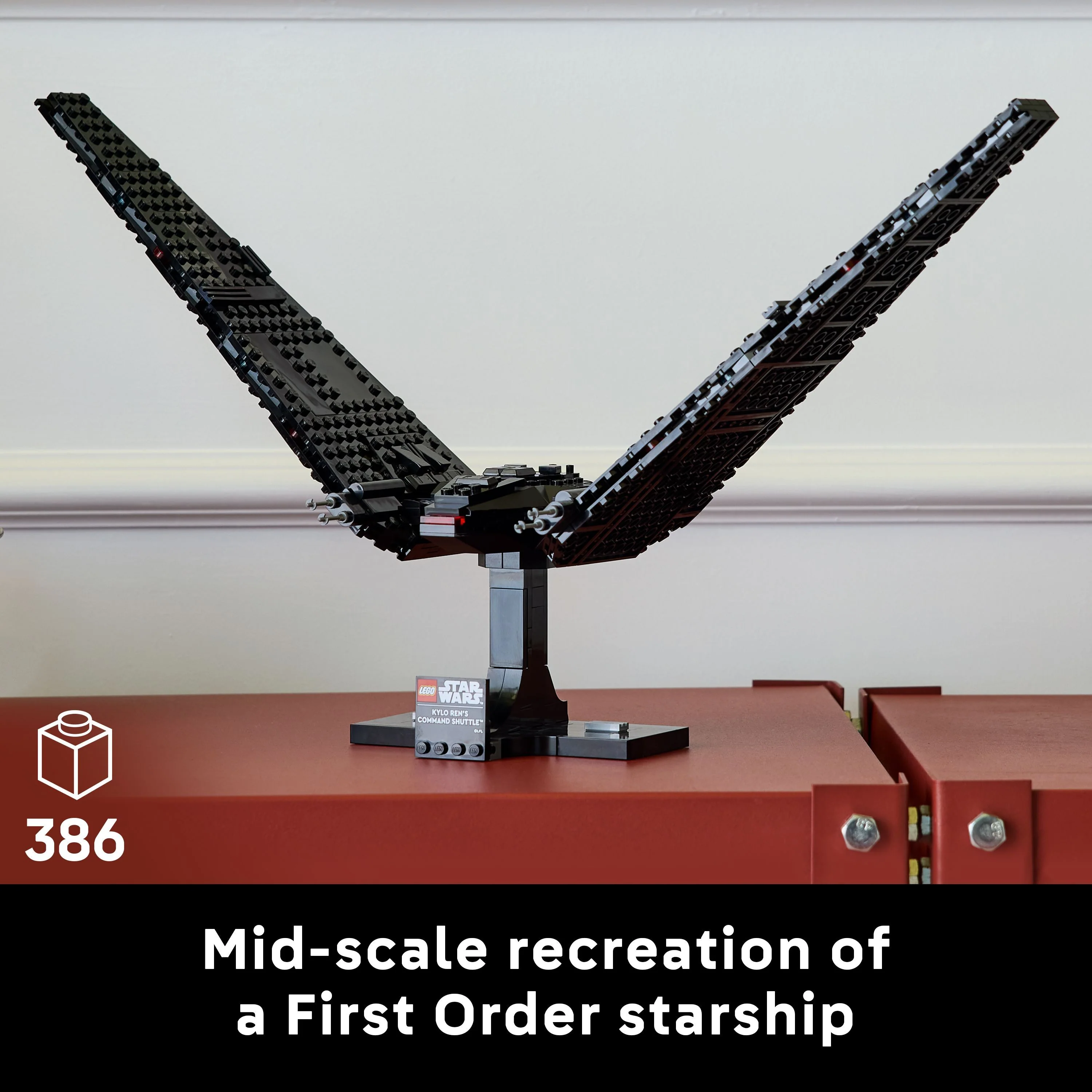 LEGO 75406 Star Wars Kylo Ren's Command Shuttle