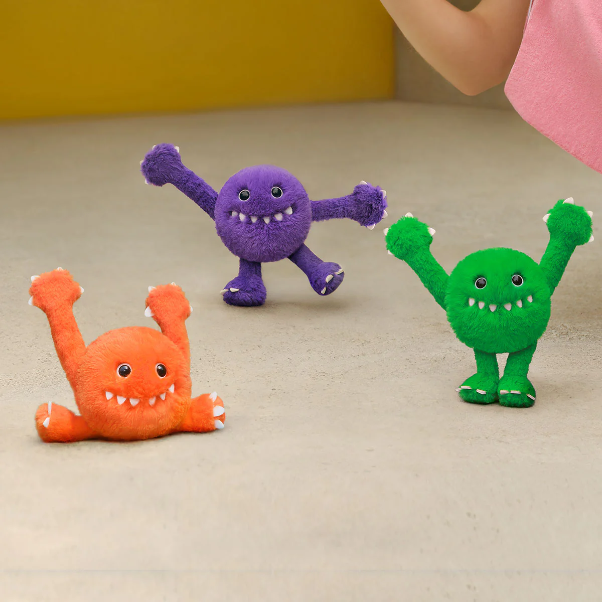 POP MART INSTINCTOY HUG YOU SERIES-Plush Pendant 1 Sealed Case