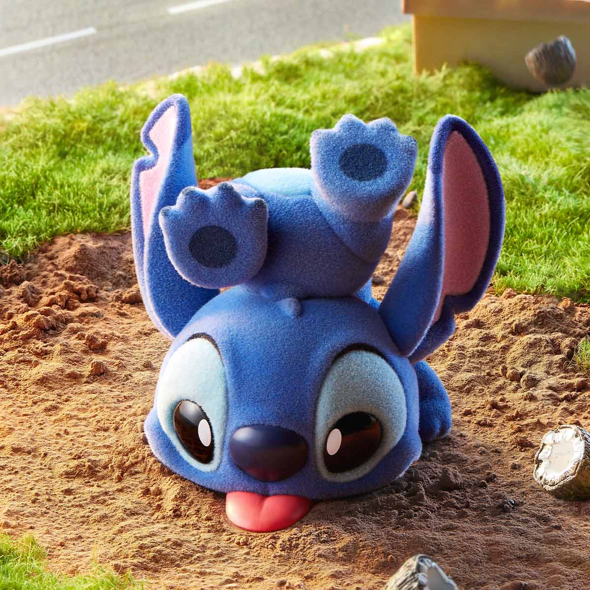 POP MART Disney Stitch Little Emotions Series Figures 1 Sealed Case