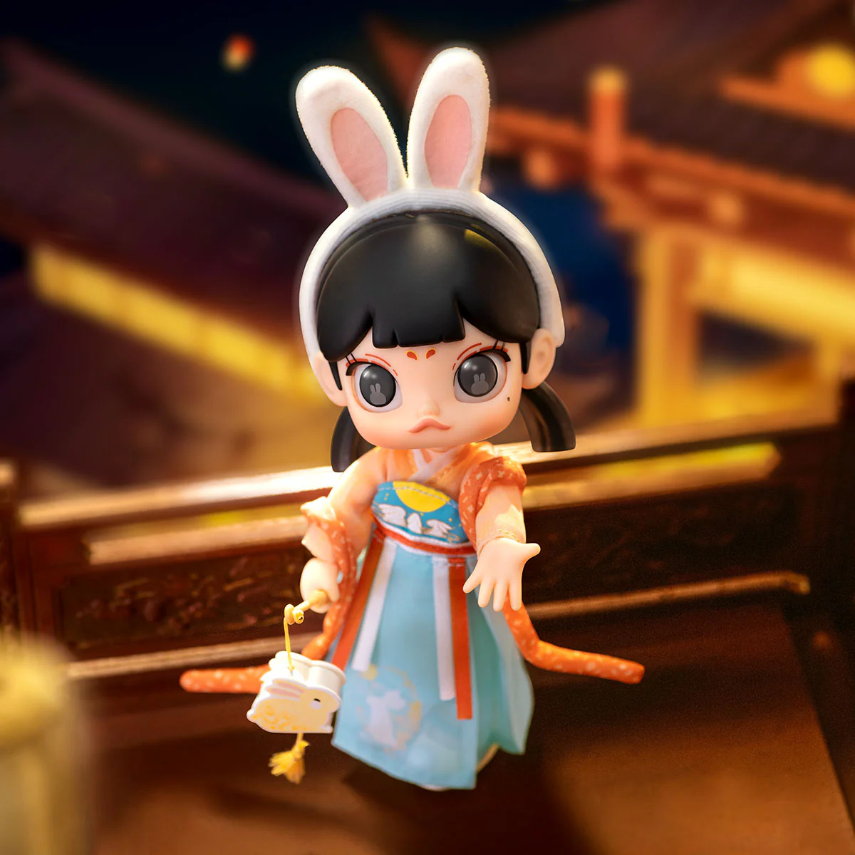 POP MART MOLLY Lantern Show Action Figure
