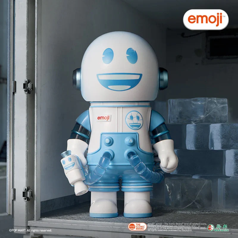 POP MART MEGA SPACE MOLLY 100% × emoji™ Series 1 Blind Box