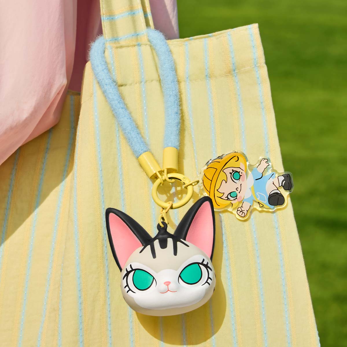 POP MART Baby Molly & Baby Tabby Series-Pinch Pendant 1 Blind Box