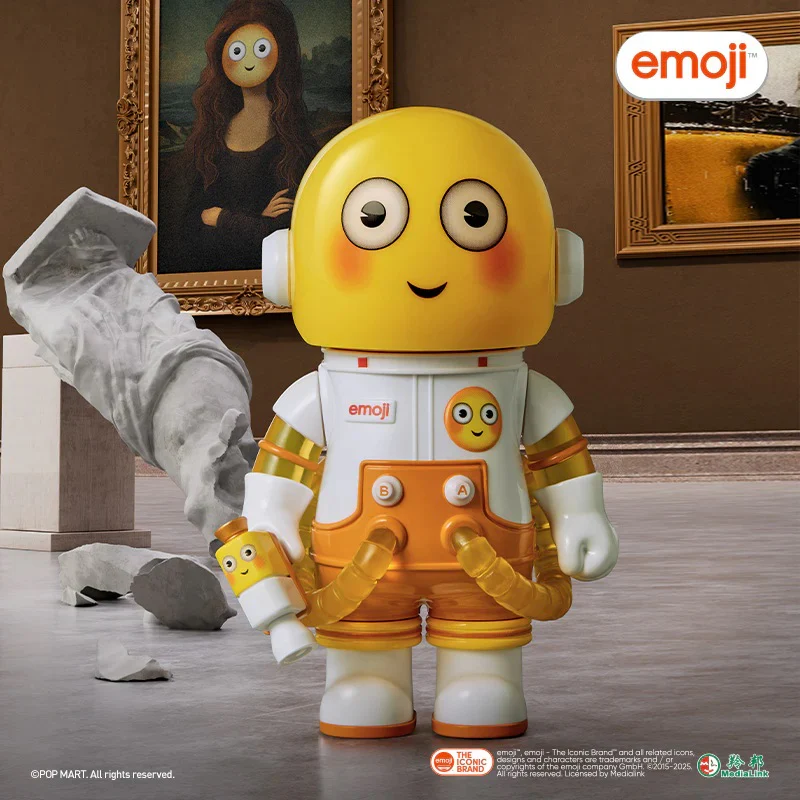 POP MART MEGA SPACE MOLLY 100% × emoji™ Series 1 Blind Box