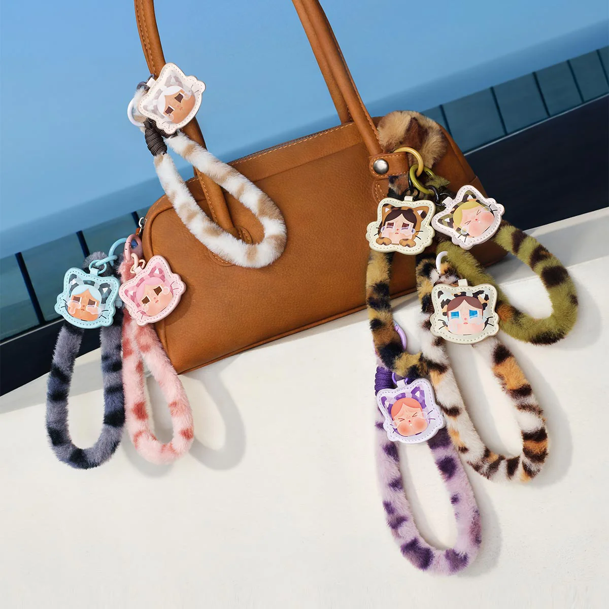 POP MART CRYBABY Wild but Cutie Series-Phone Charm 1 Blind Box