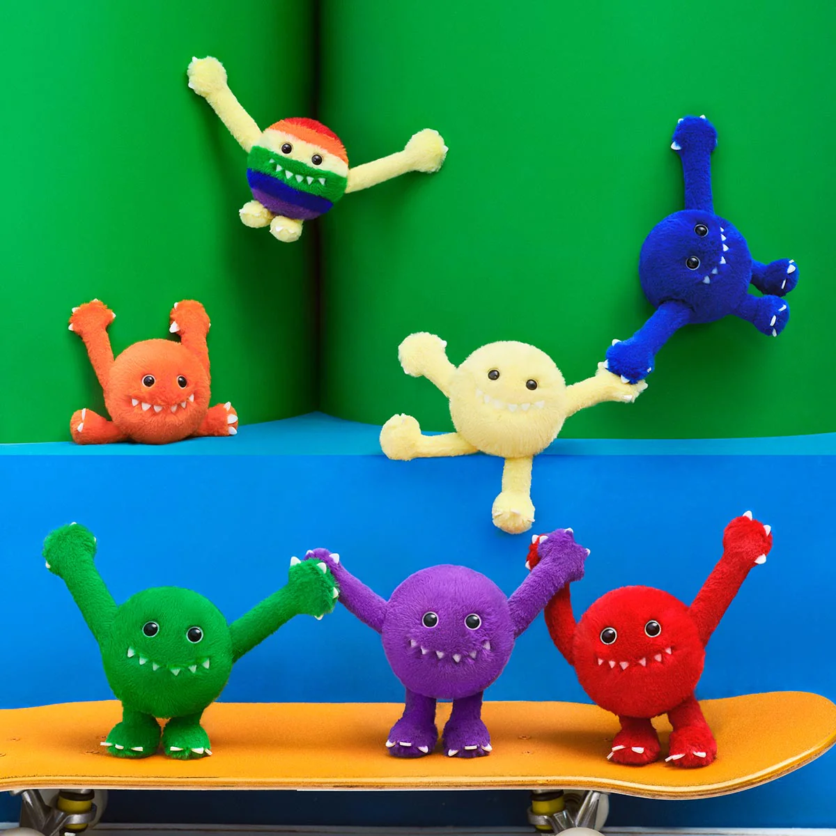 POP MART INSTINCTOY HUG YOU SERIES-Plush Pendant 1 Sealed Case