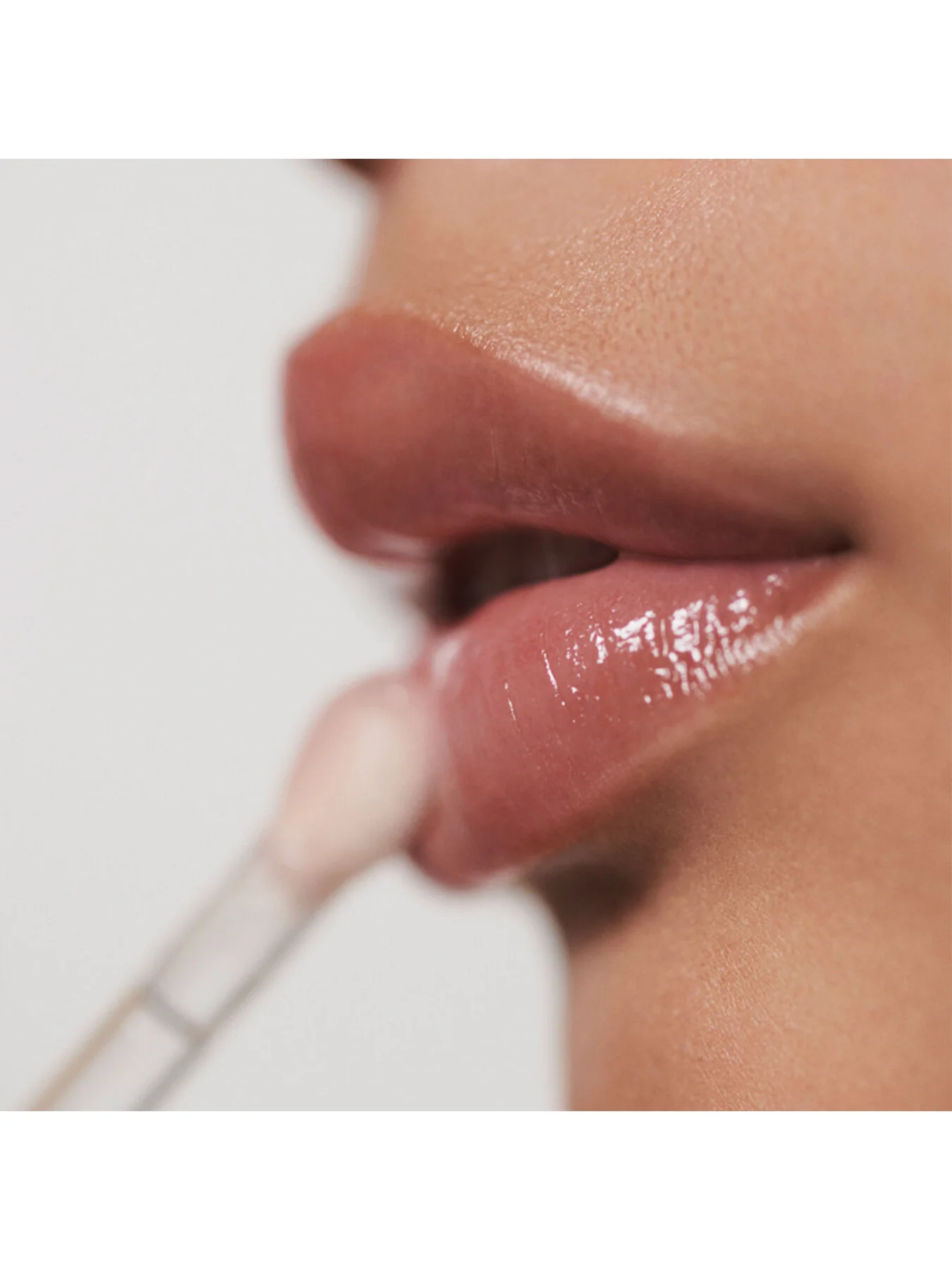 The Lip Volumizer