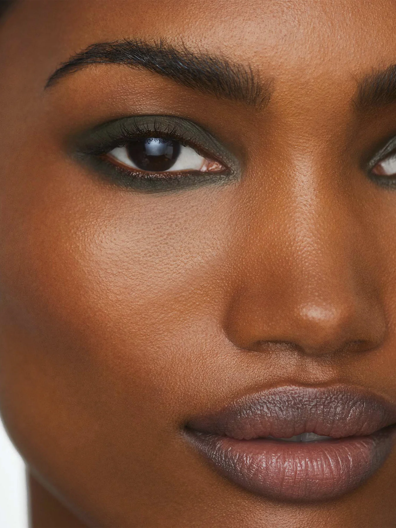 Voyeur Waterproof Gel Eyeliner