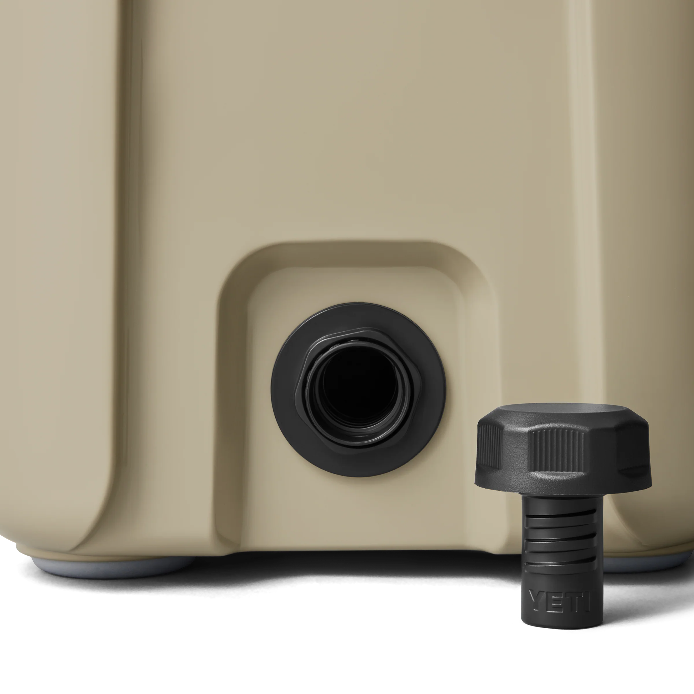 Roadie® 15 Cool Box
