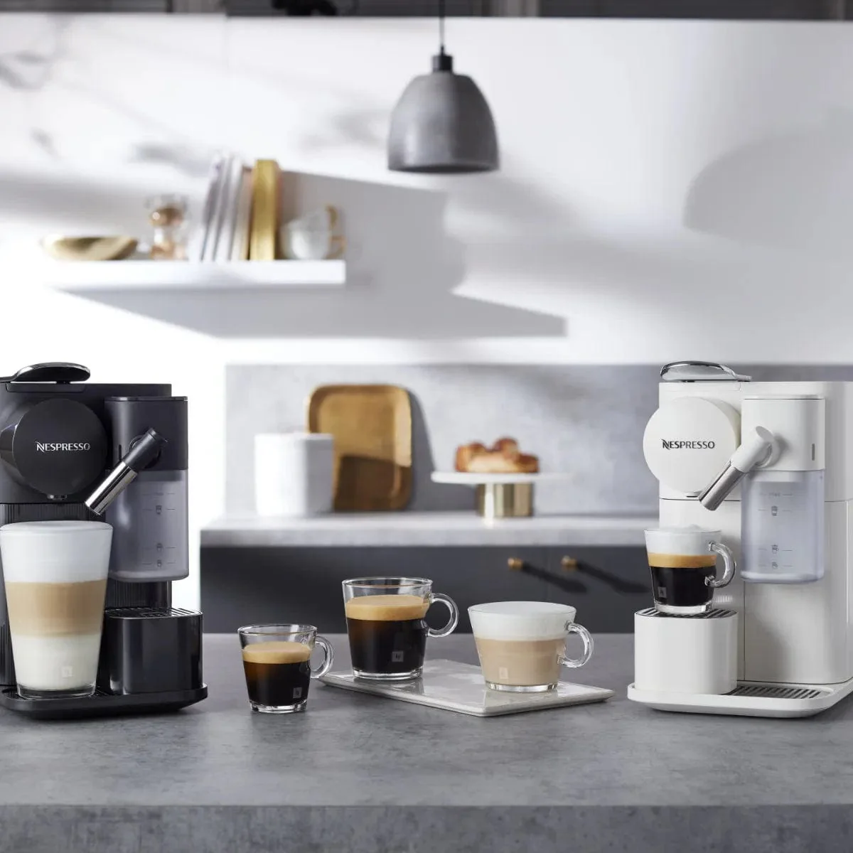 Nespresso Lattissima One Espresso Machine by De'Longhi EN510B (Shadow Black)