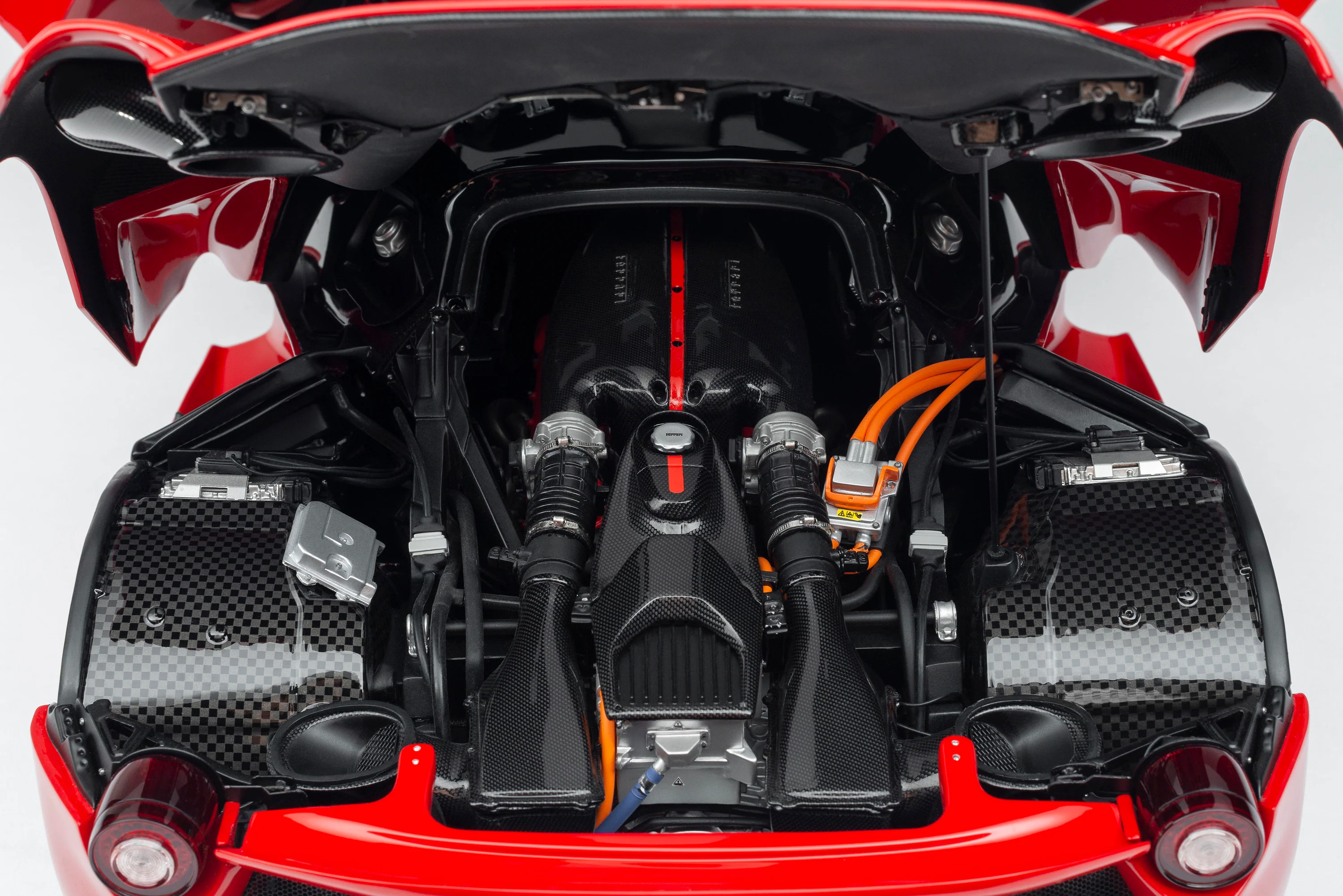 Amalgam Collection-Ferrari LaFerrari 1:8 SCALE | Limited Edition in Red