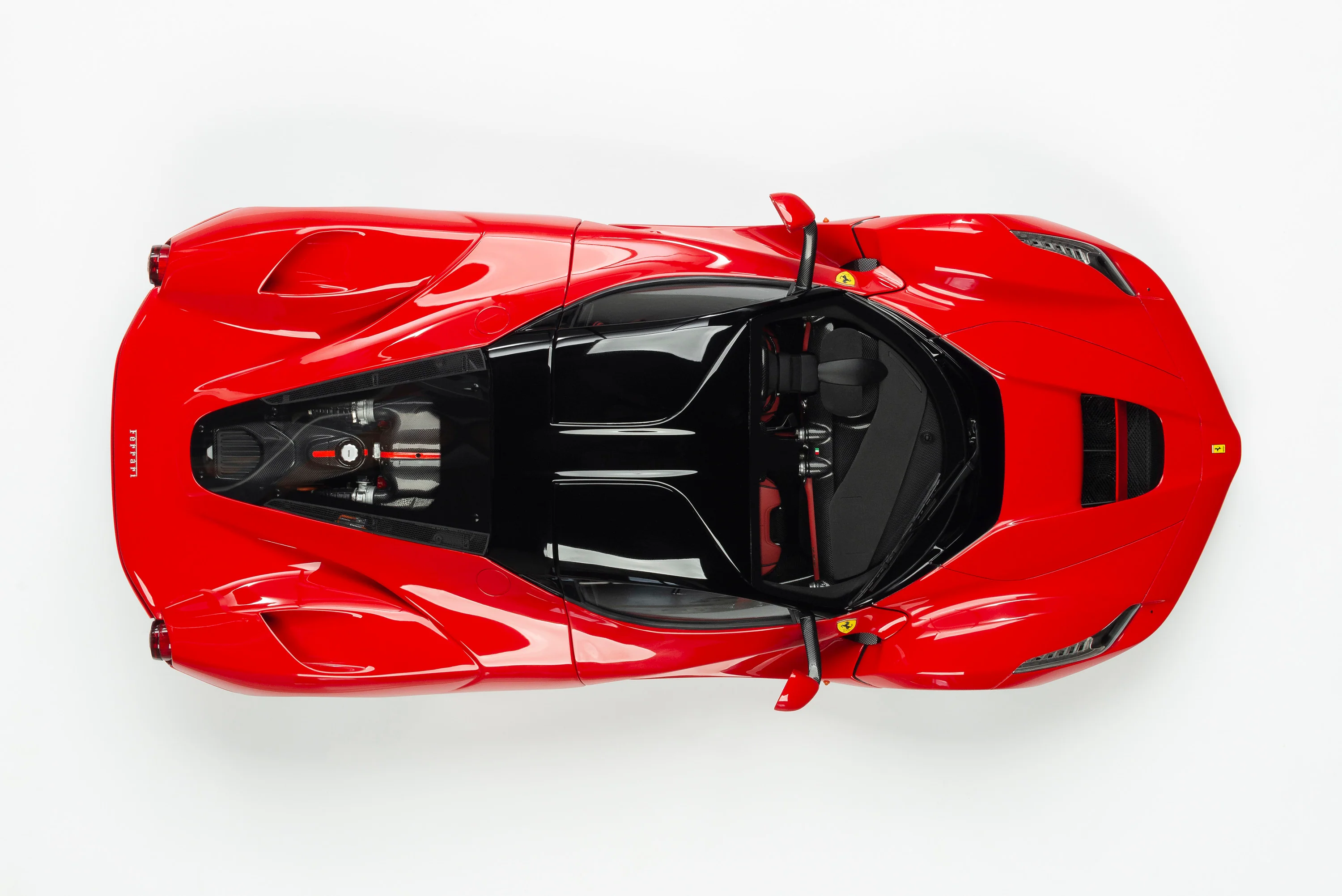 Amalgam Collection-Ferrari LaFerrari 1:8 SCALE | Limited Edition in Red