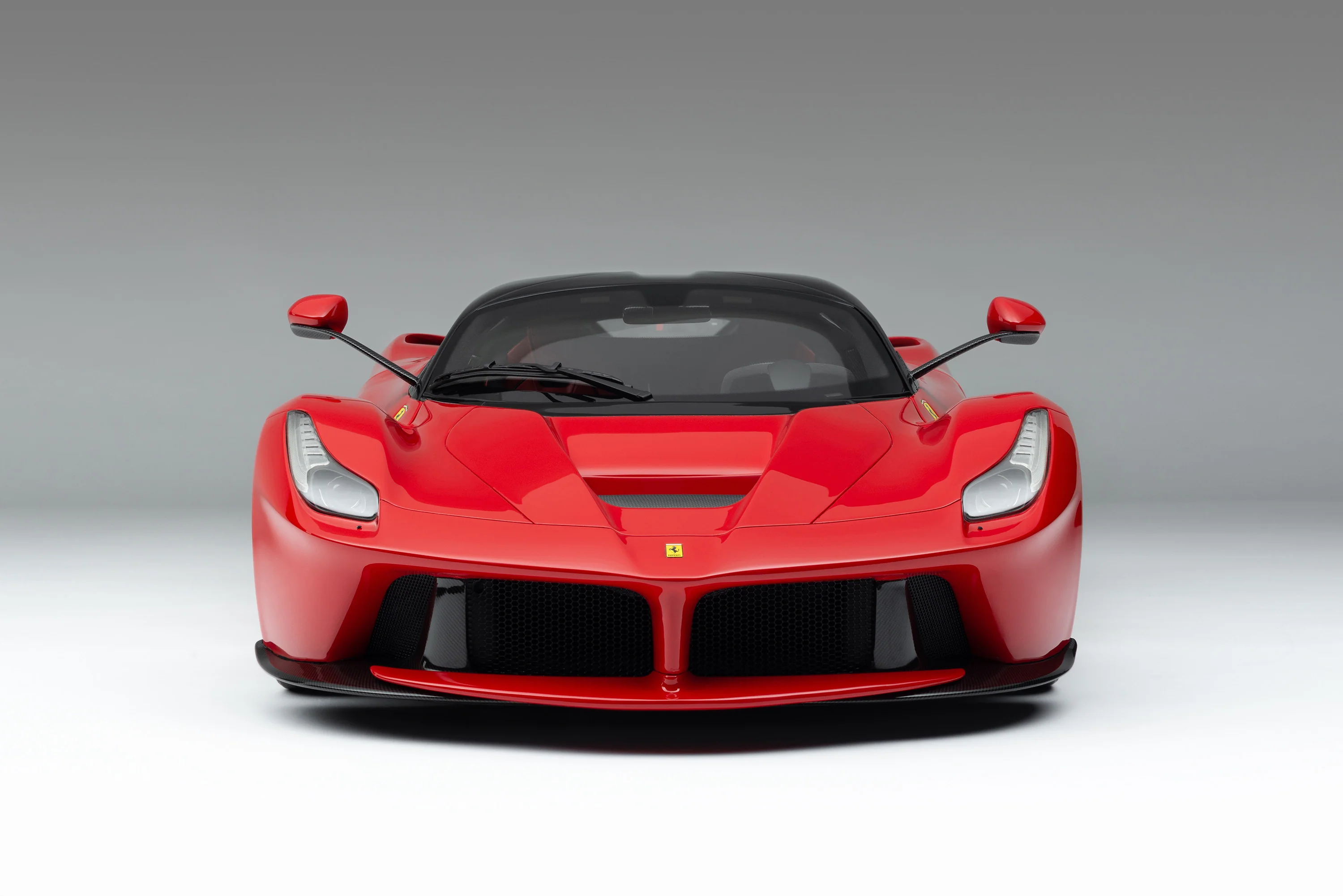 Amalgam Collection-Ferrari LaFerrari 1:8 SCALE | Limited Edition in Red
