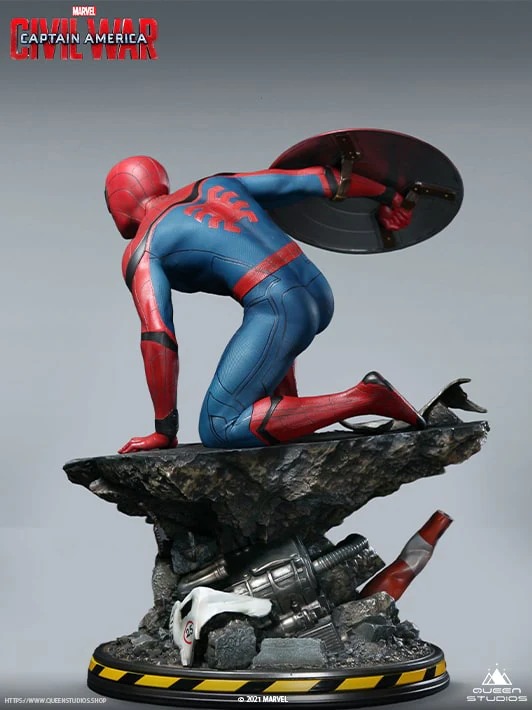 Spider-Man 1/4 Scale Captain America: Civil War Statue