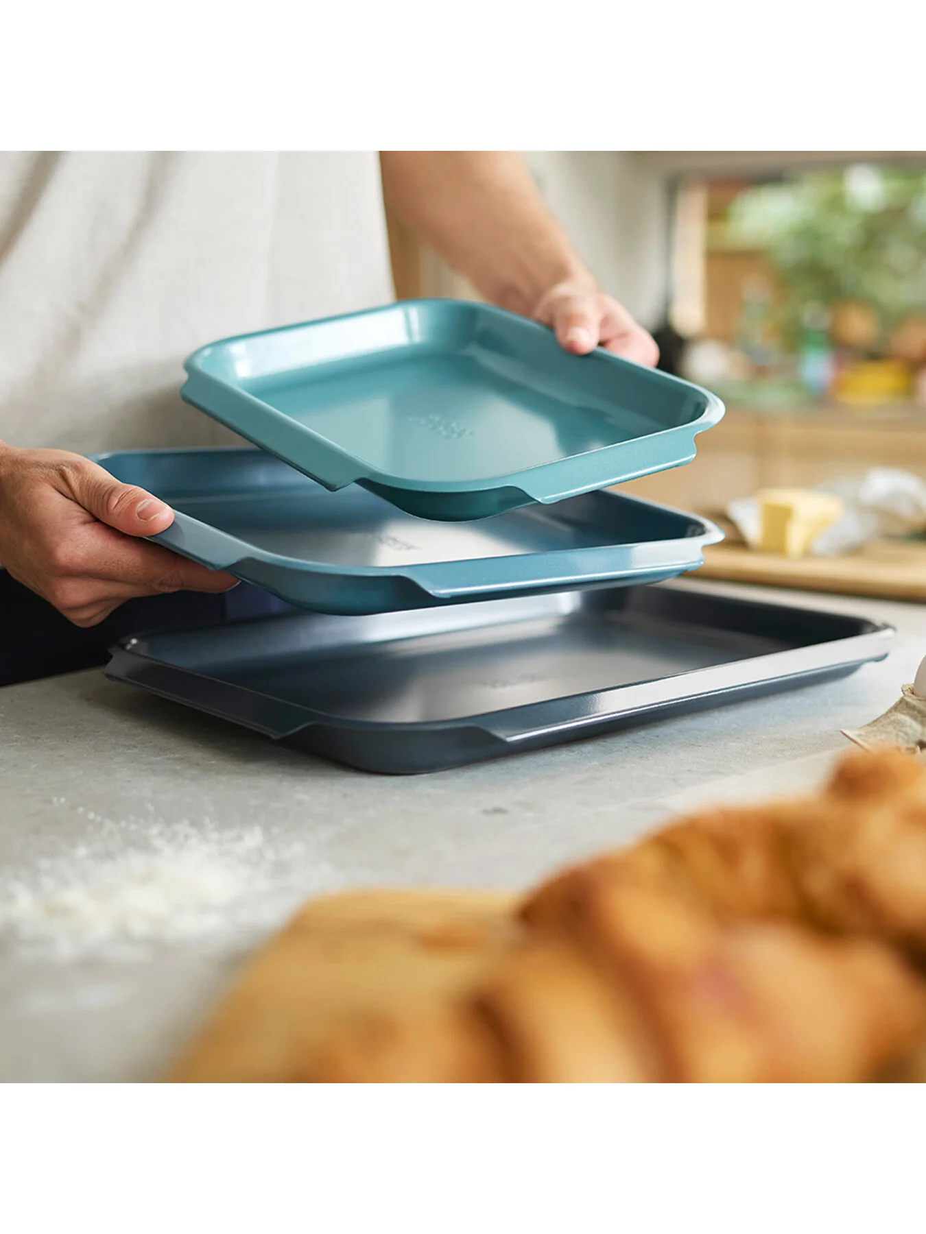 Nest Bake Baking Tray Medium