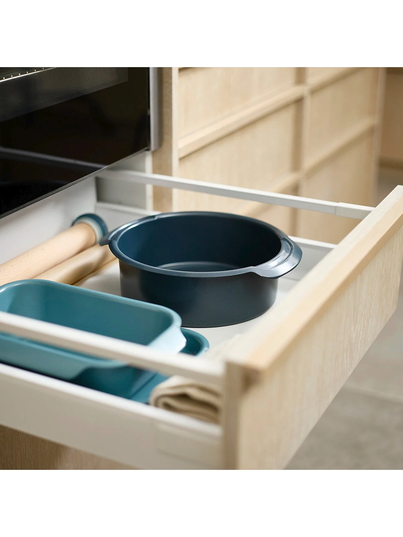 Nest Bake Round Cake Tin