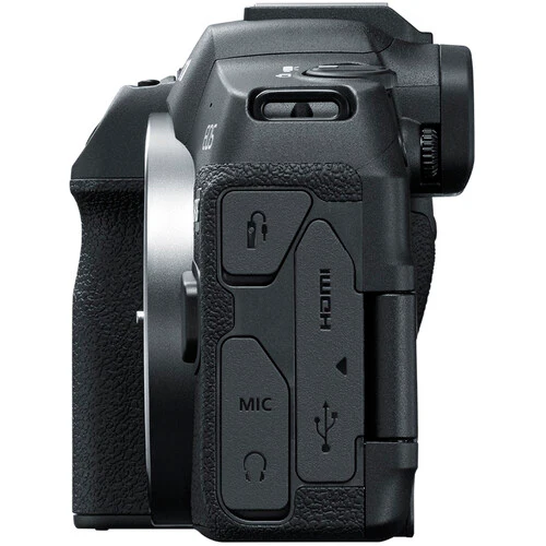 Canon EOS R8 Body with AV Pro 128 gb V90 card + an extra battery LP-E17 and Wildcraft snap bag