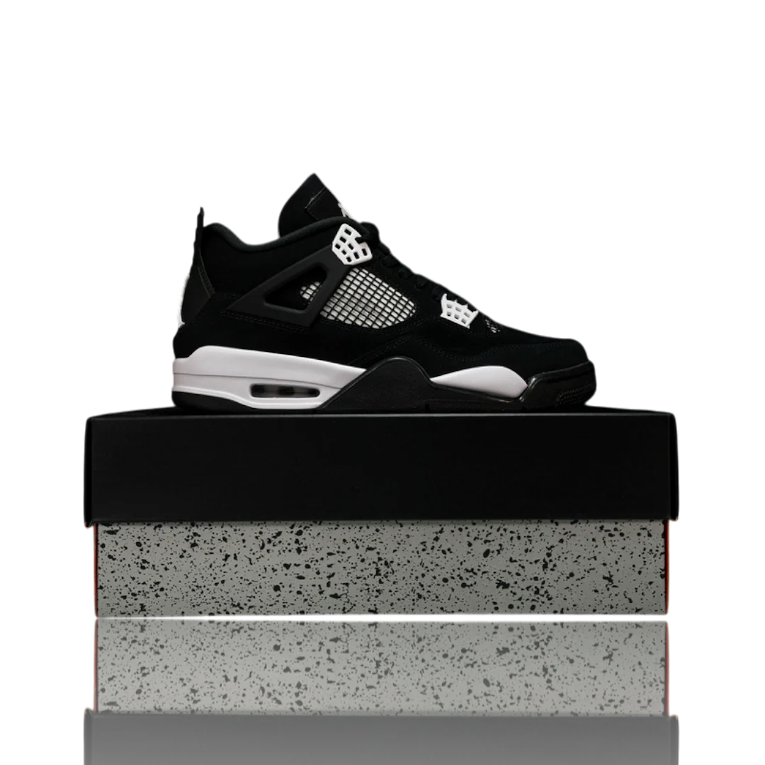 AJ4 Retro 'White Thunder'