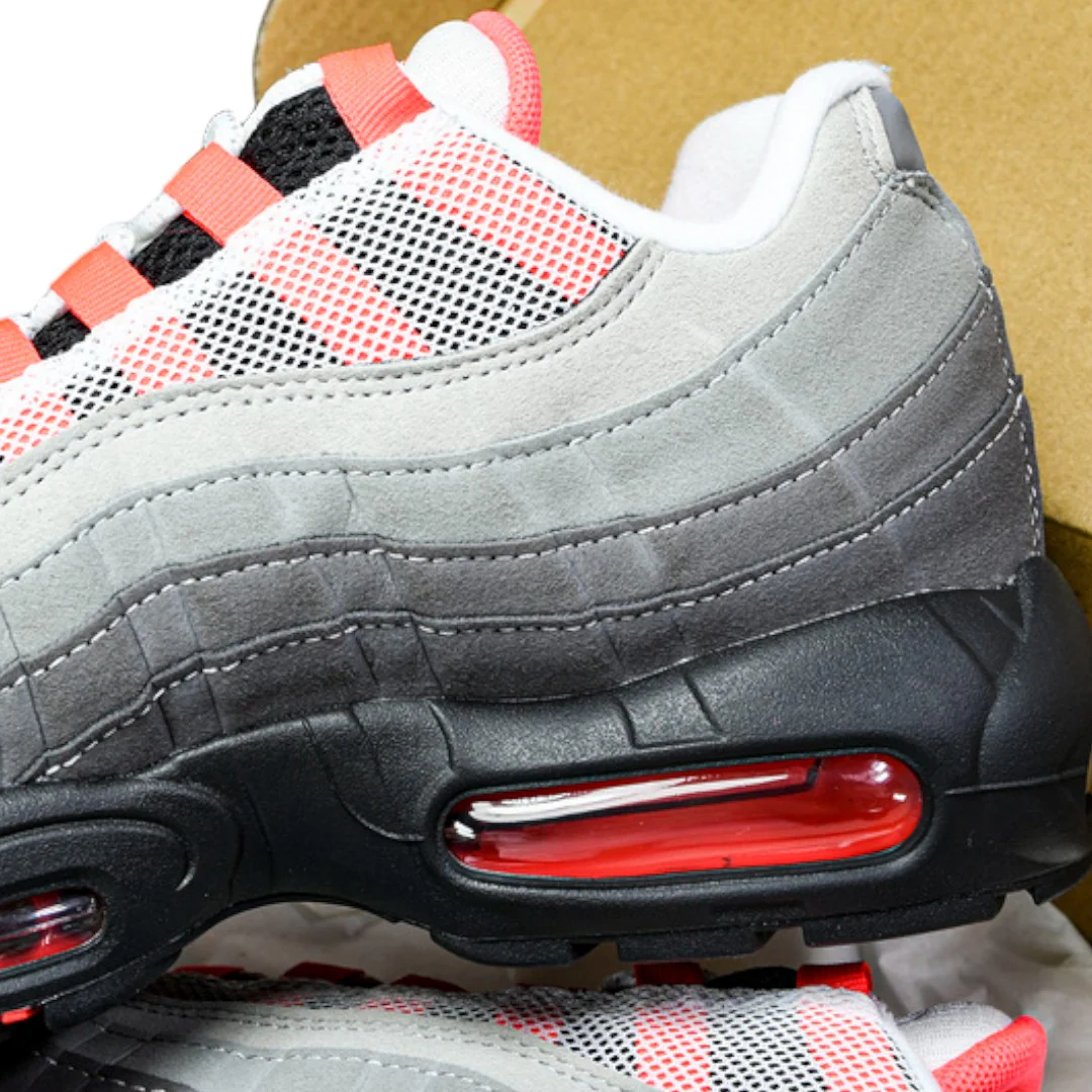 AM95 OG 'Solar Red'