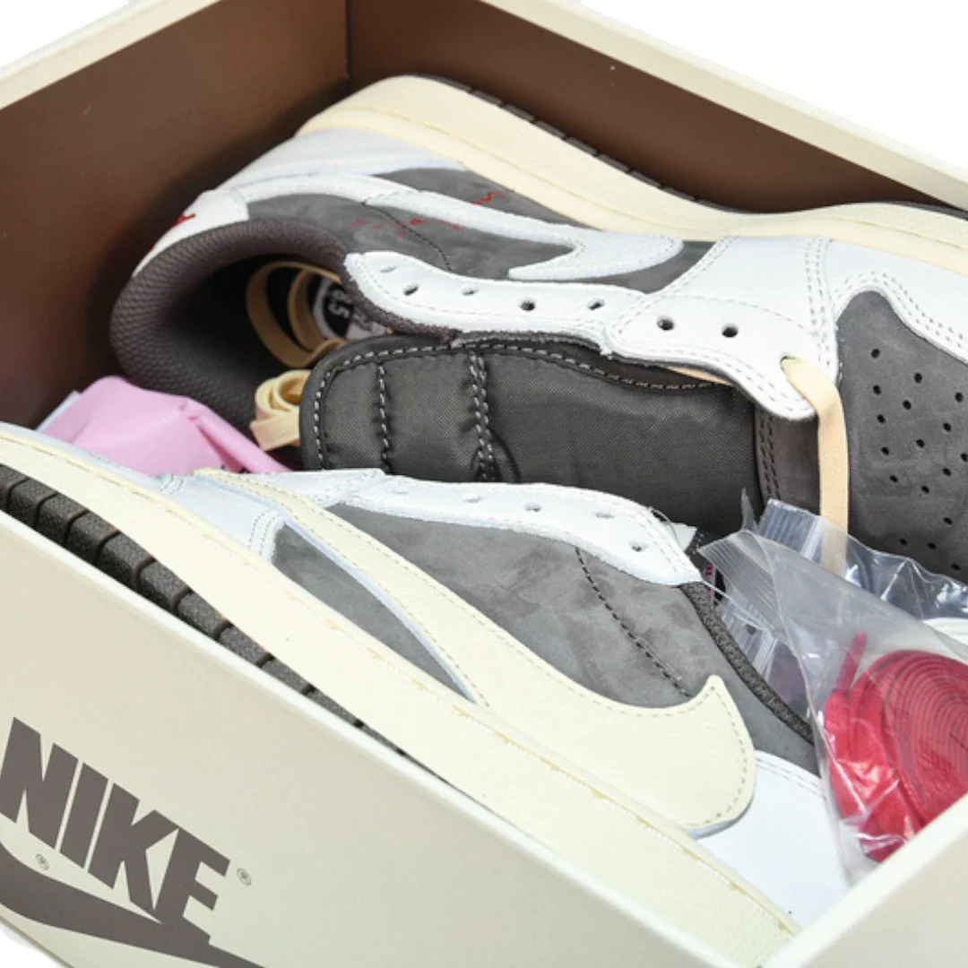 (CLEARANCE) Travis Scott x AJ1 Low OG 'Reverse Mocha'