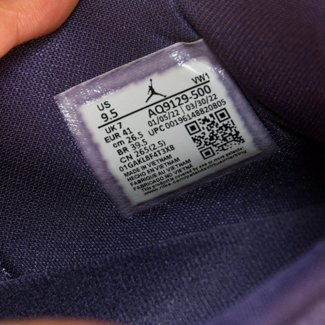 AJ4 Retro 'Canyon Purple'