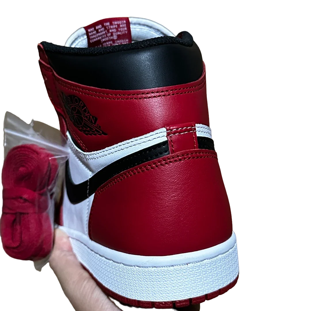 AJ1 Retro High 'Chicago'