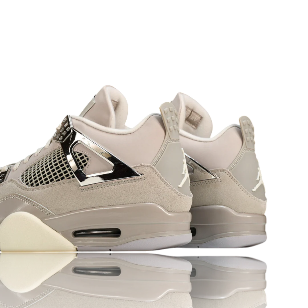AJ4 Retro WMNS 'Frozen Moments'