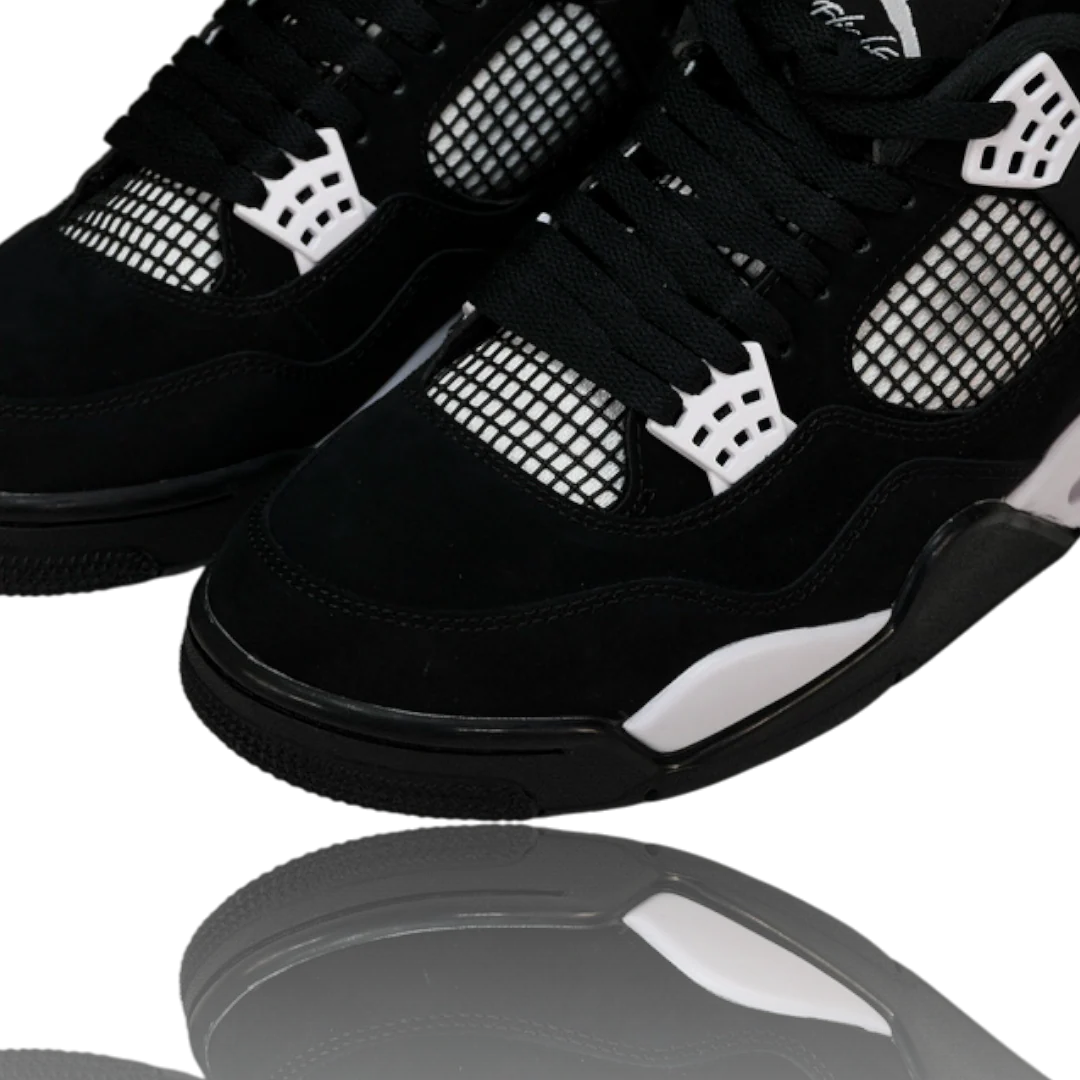 AJ4 Retro 'White Thunder'