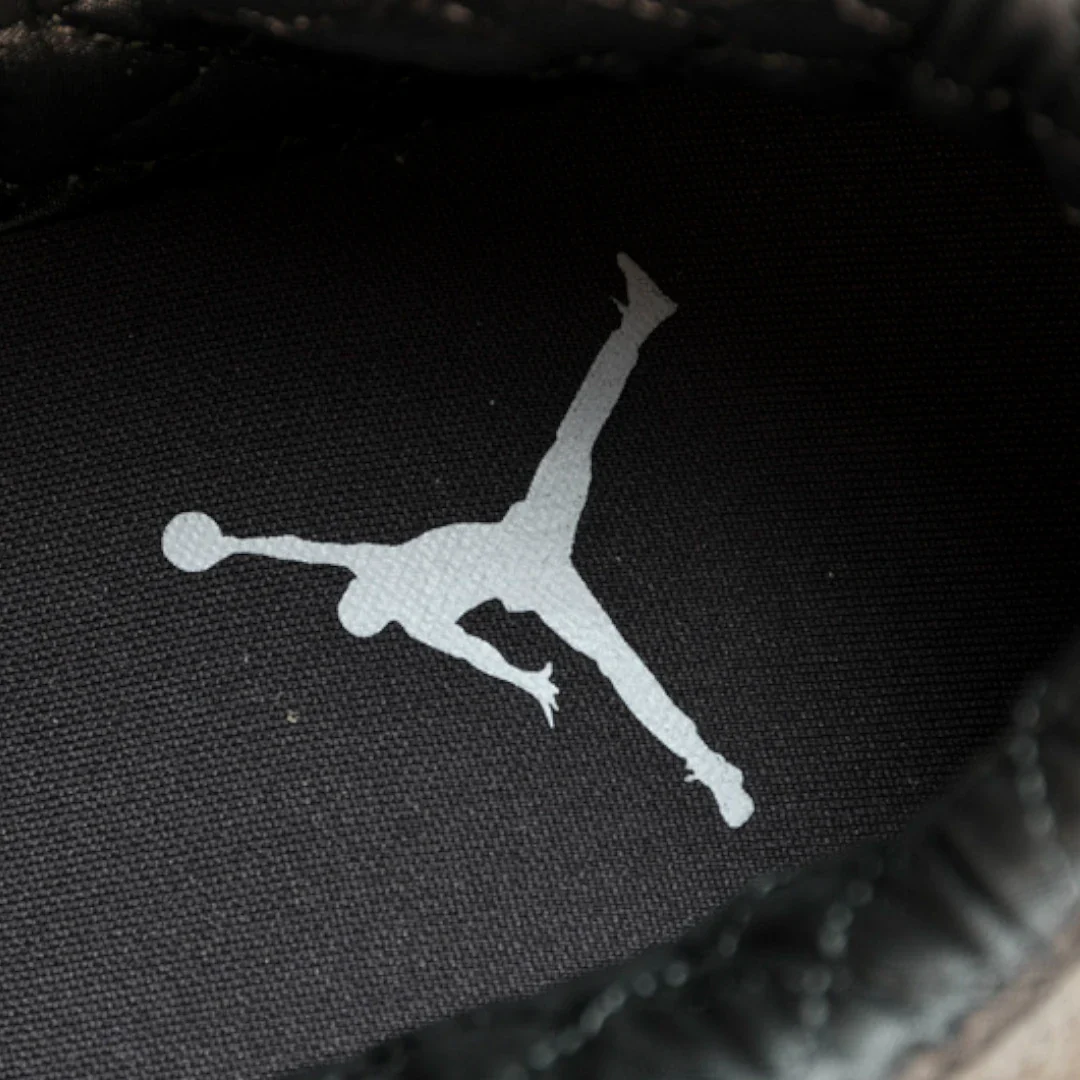 A Ma Maniere x AJ3 Retro