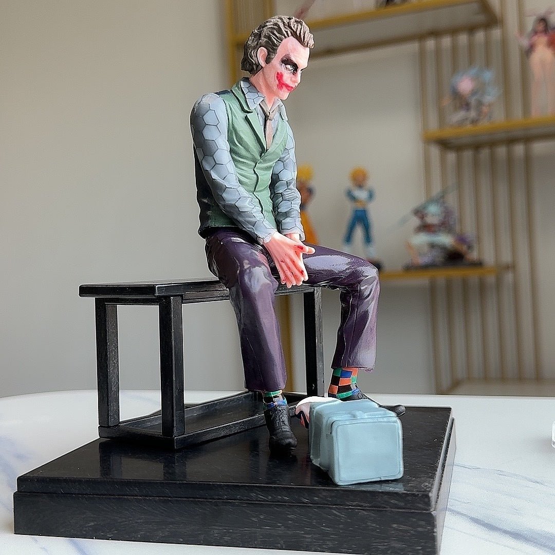 Figura de Ação Mafex Joker - Esquadrão Suicida Modelo de Vilão Presente - Estrela Cosplay