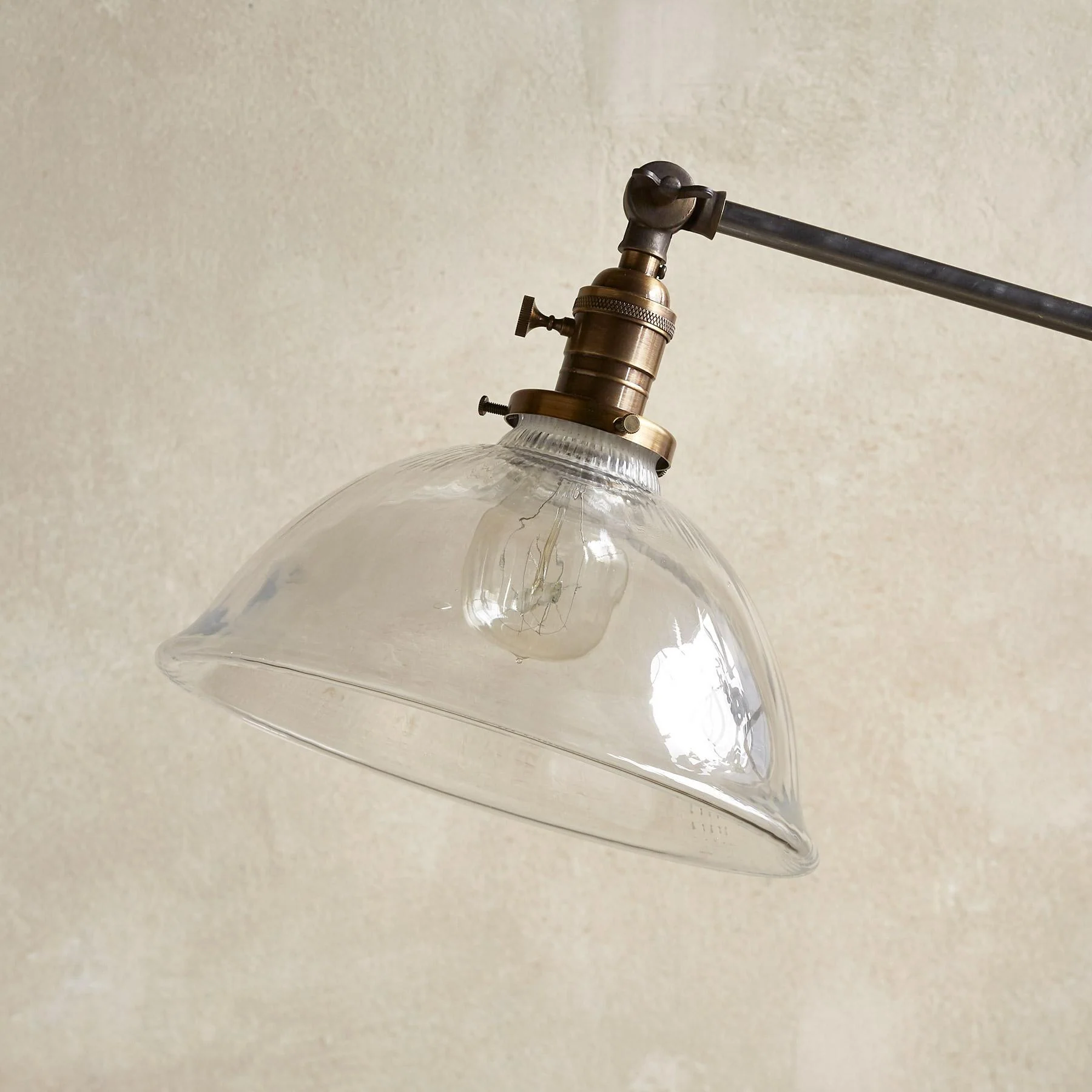 Concorda Floor Lamp