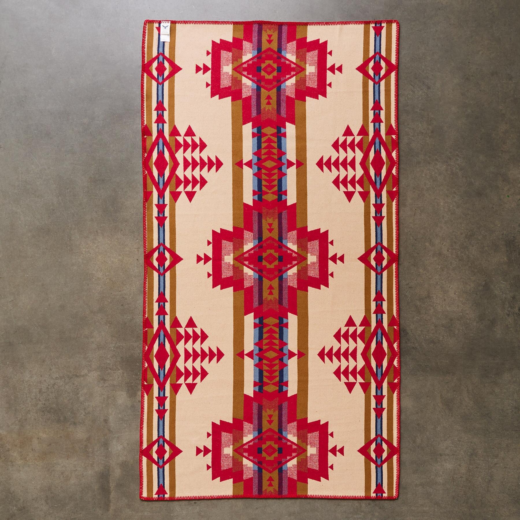 Scarlet Rock Point Saddle Blanket