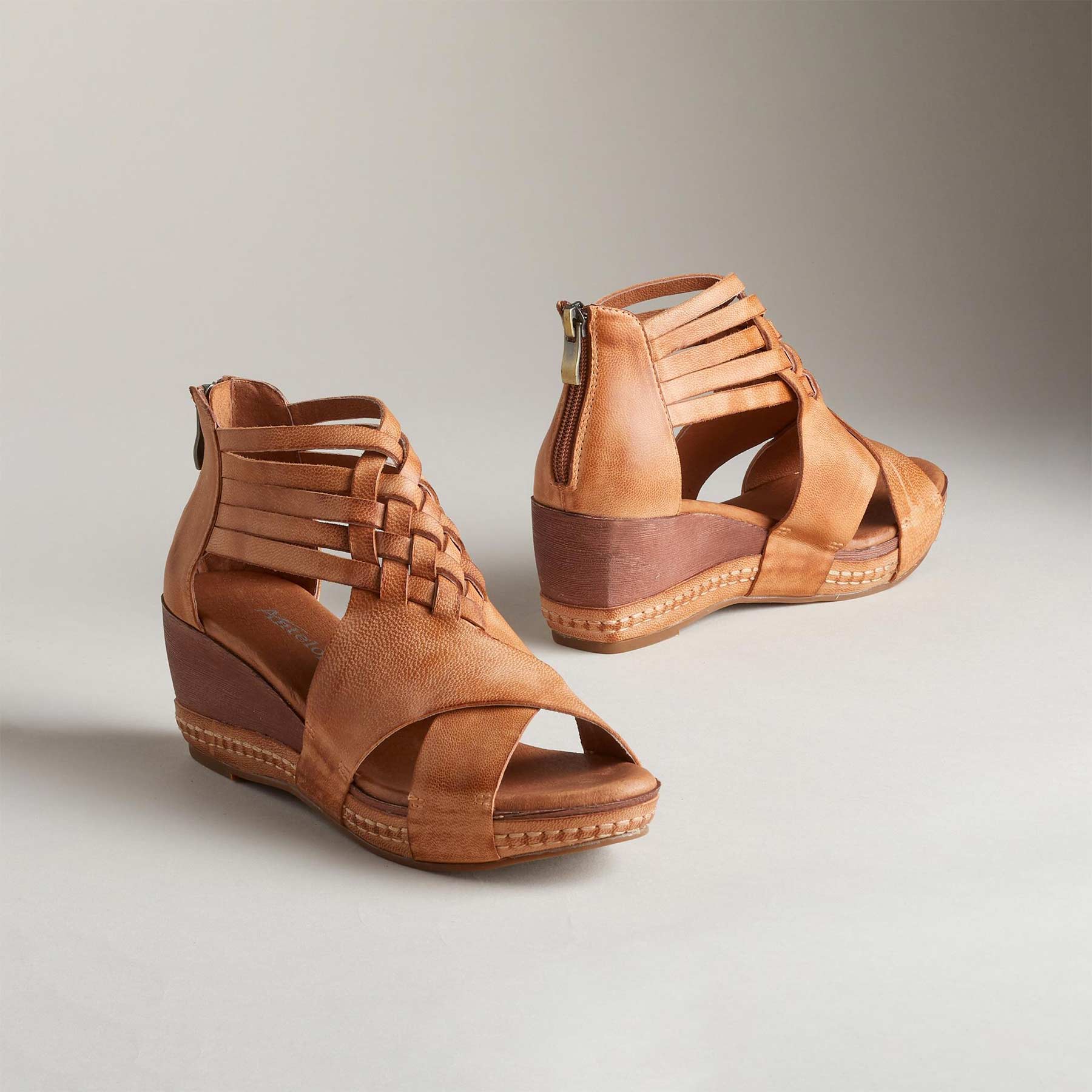 Rowena Wedges