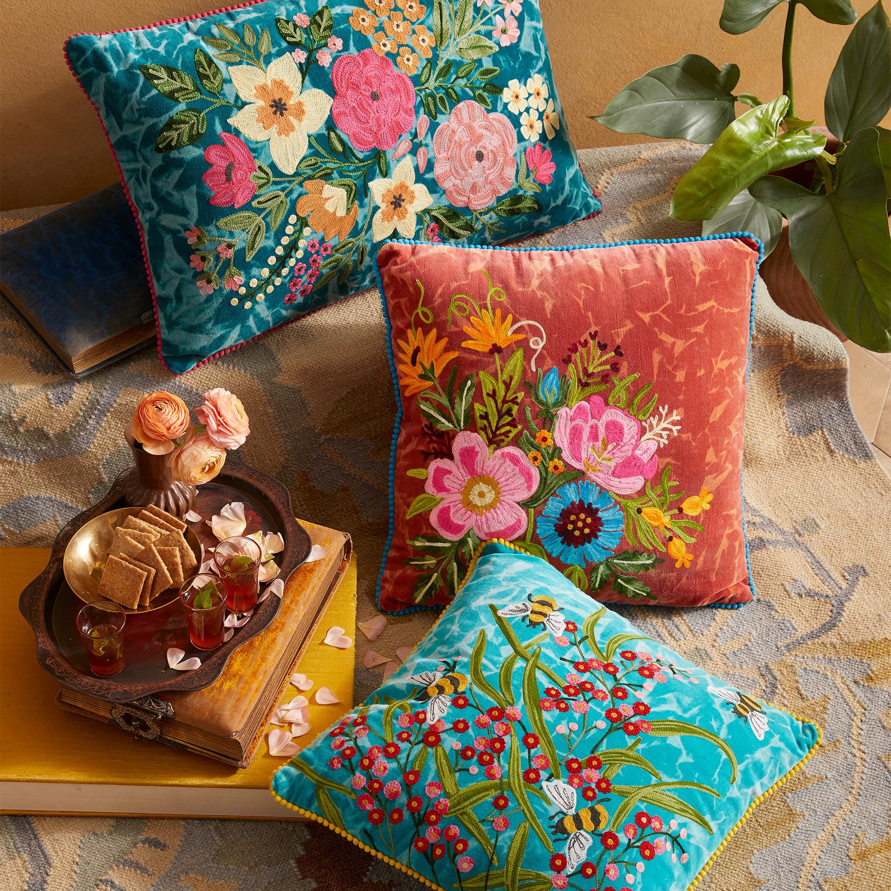 Marilla Bloom Pillow