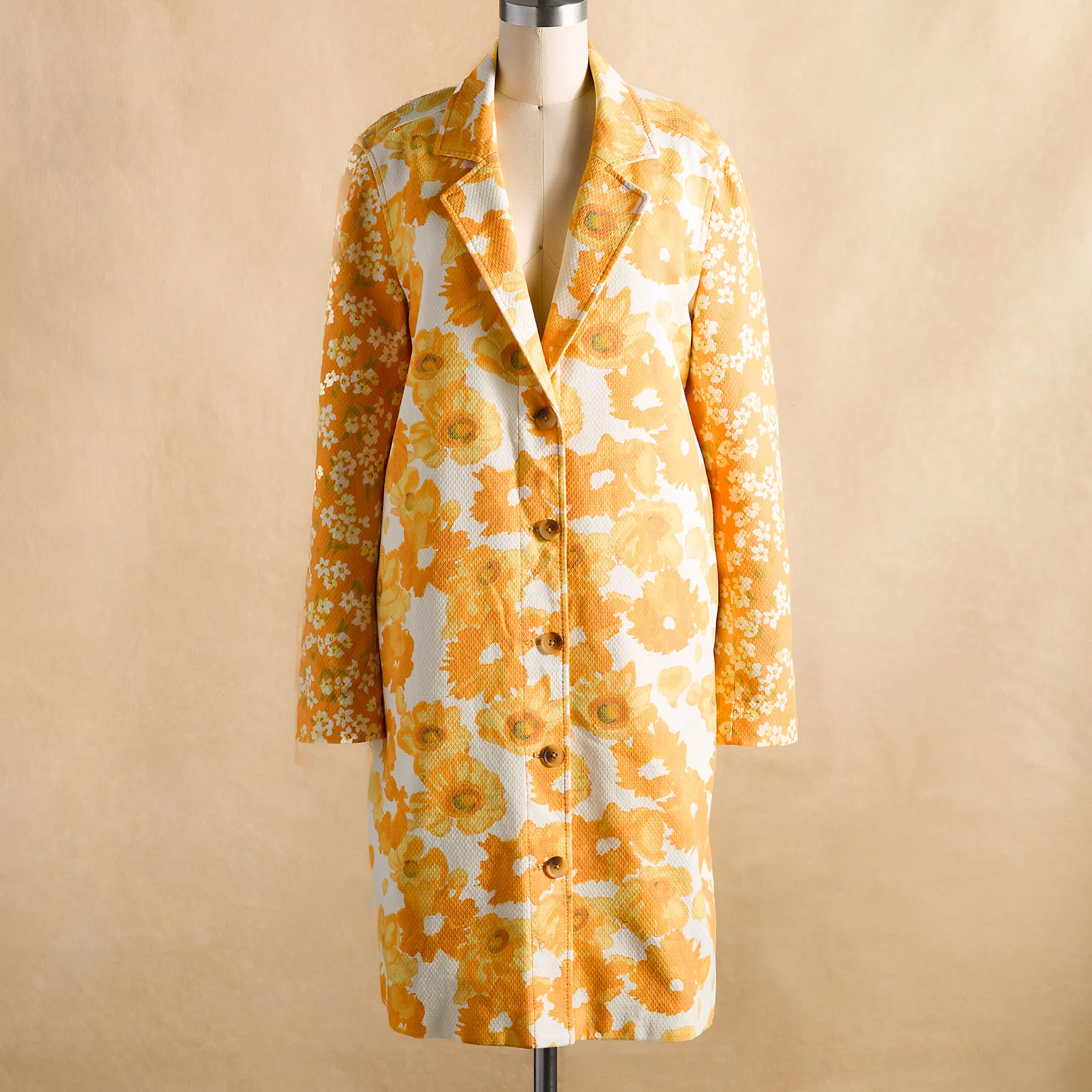 Freesia Marvel Topper