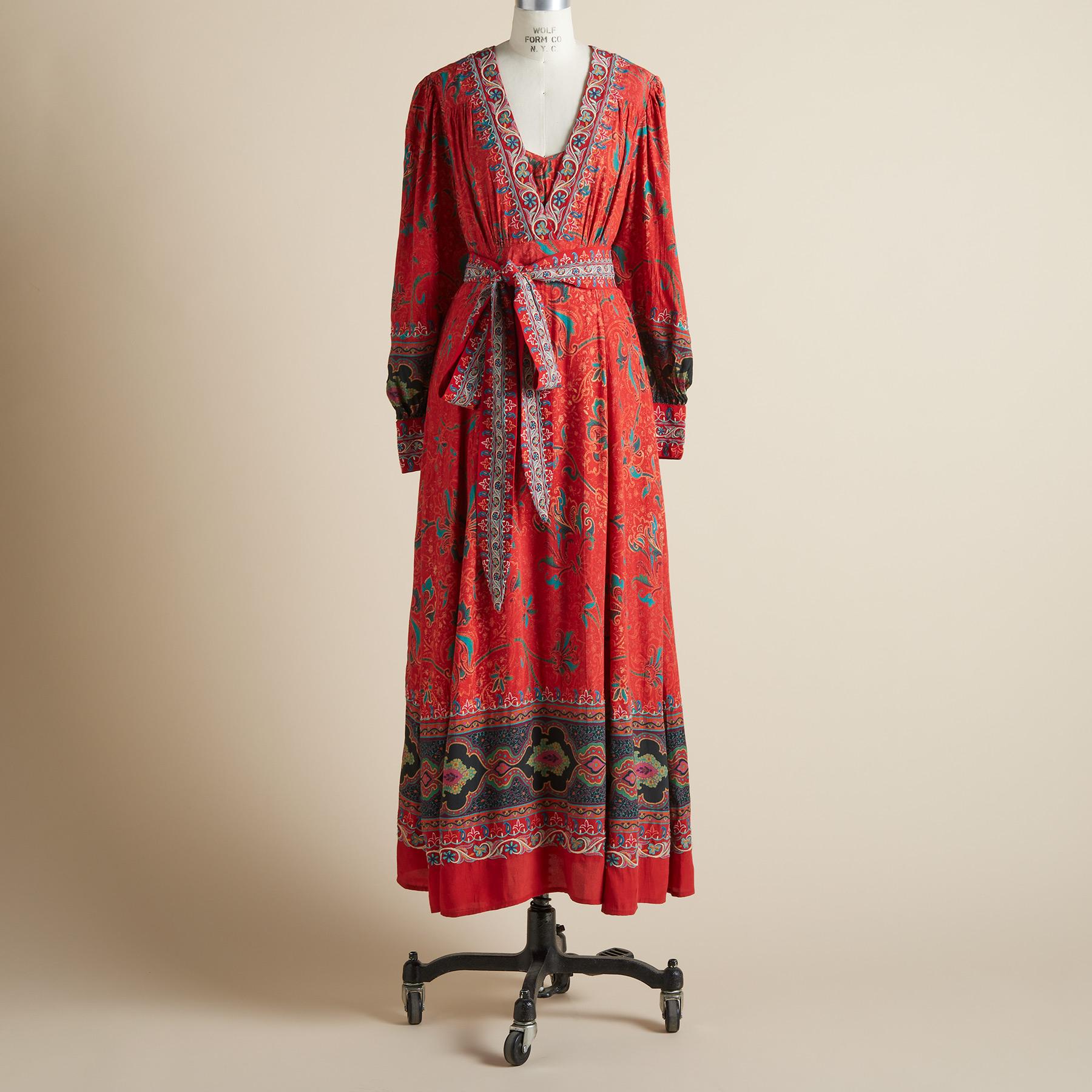 Le Grand Amour Dress