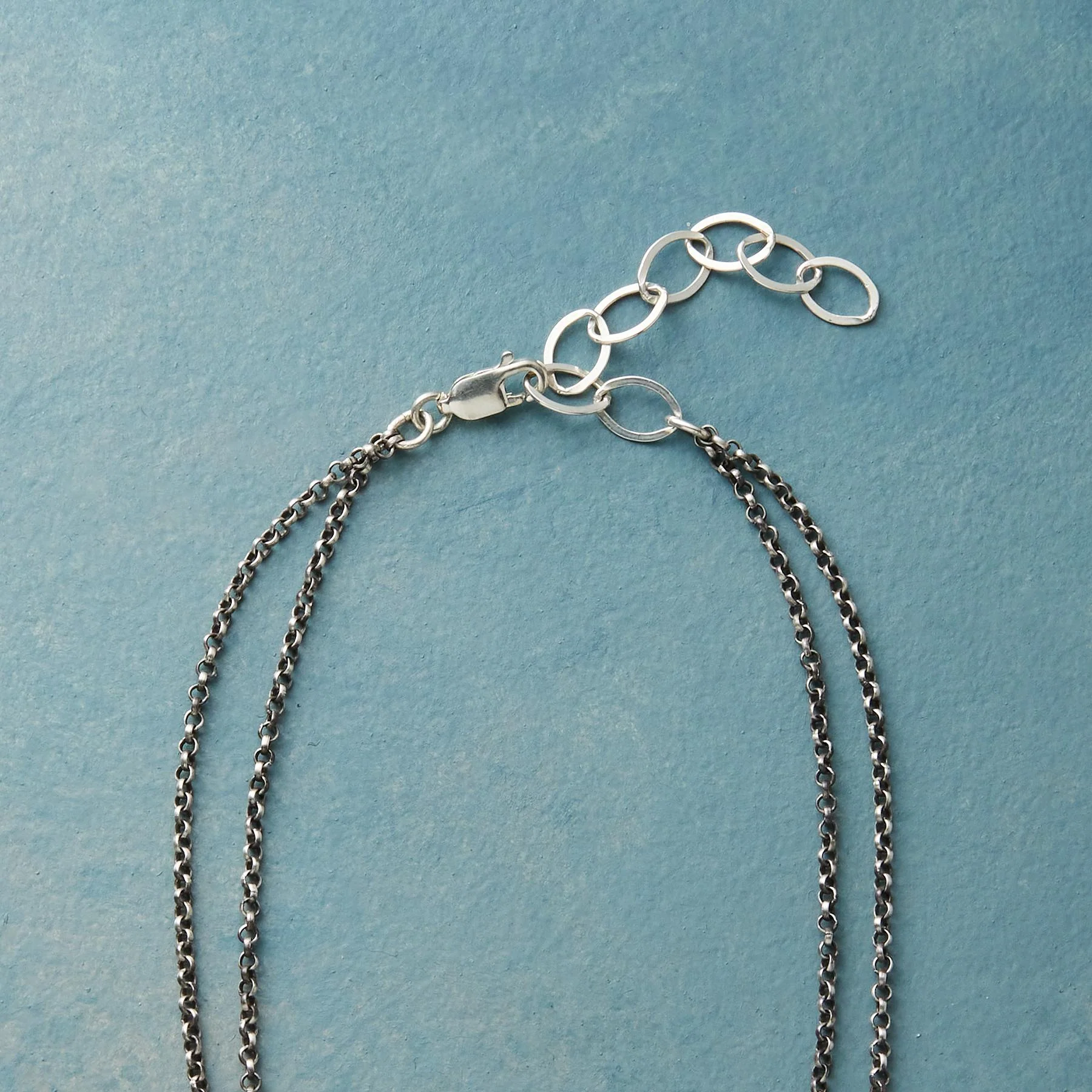 Central Pearl Necklace