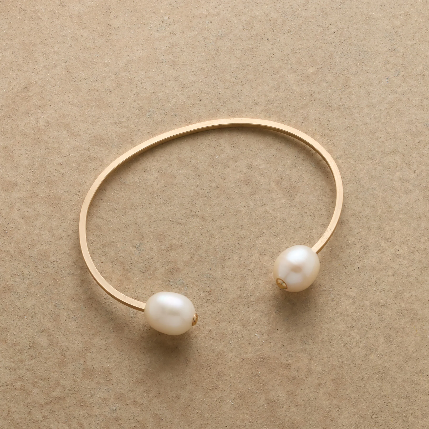 Kochi White Pearl Cuff