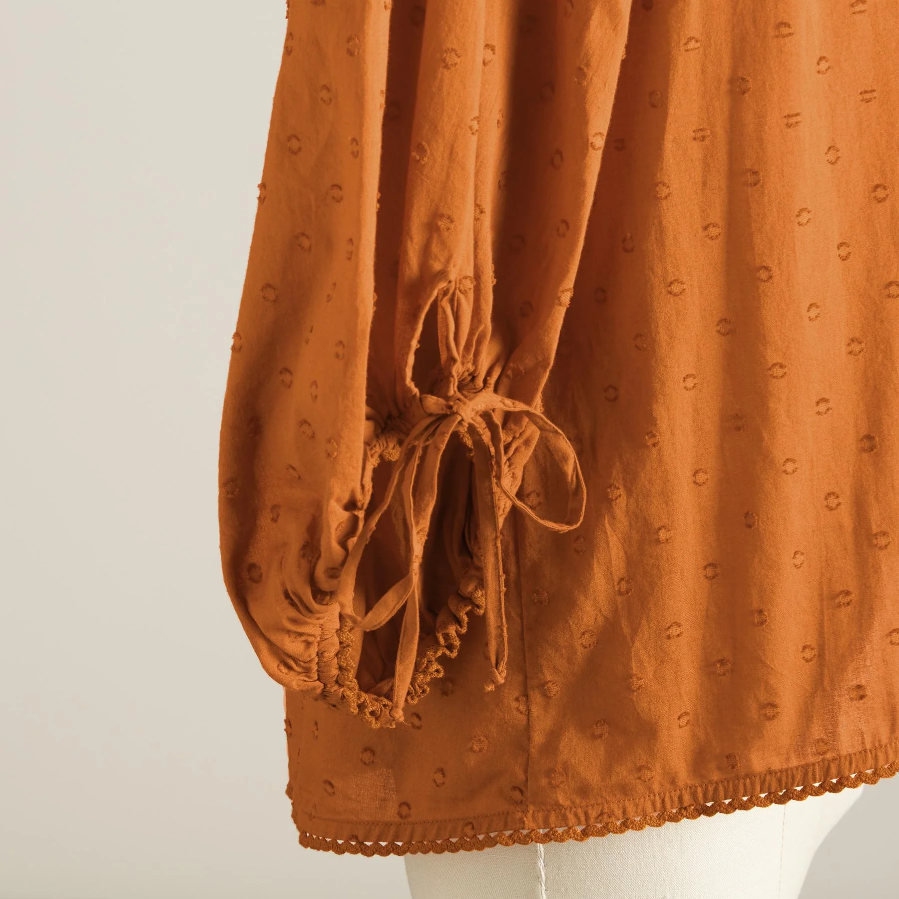 Augustine Top, Petite