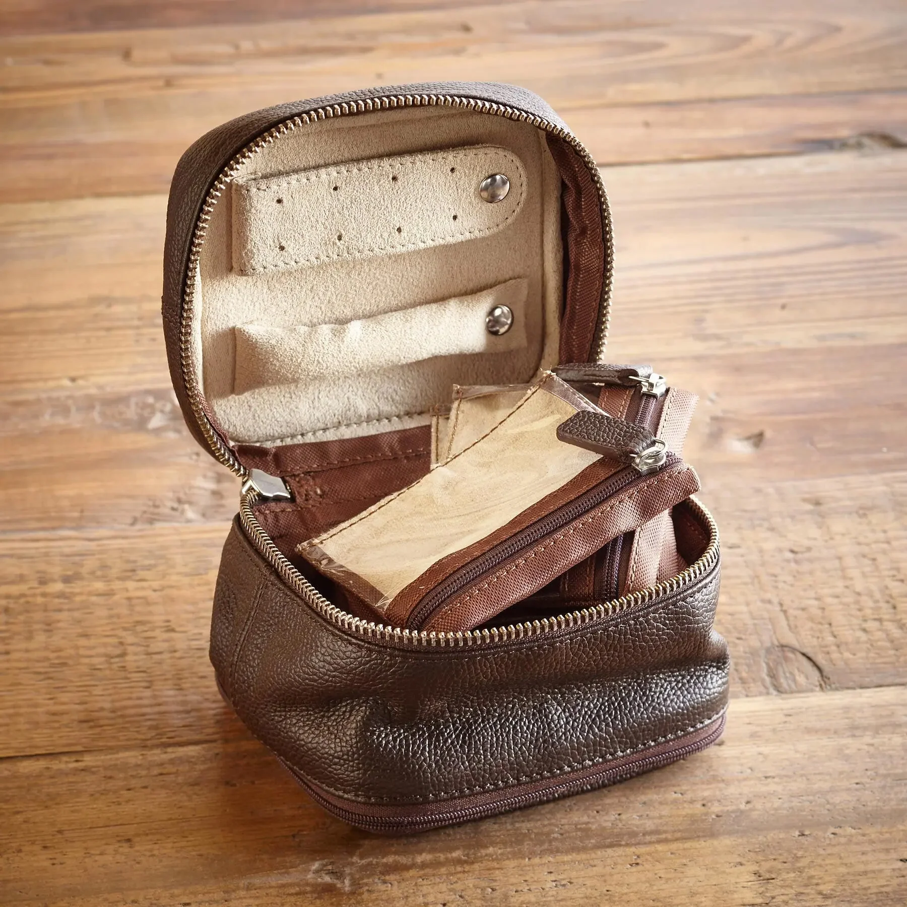 Letter Perfect Jewelry Case