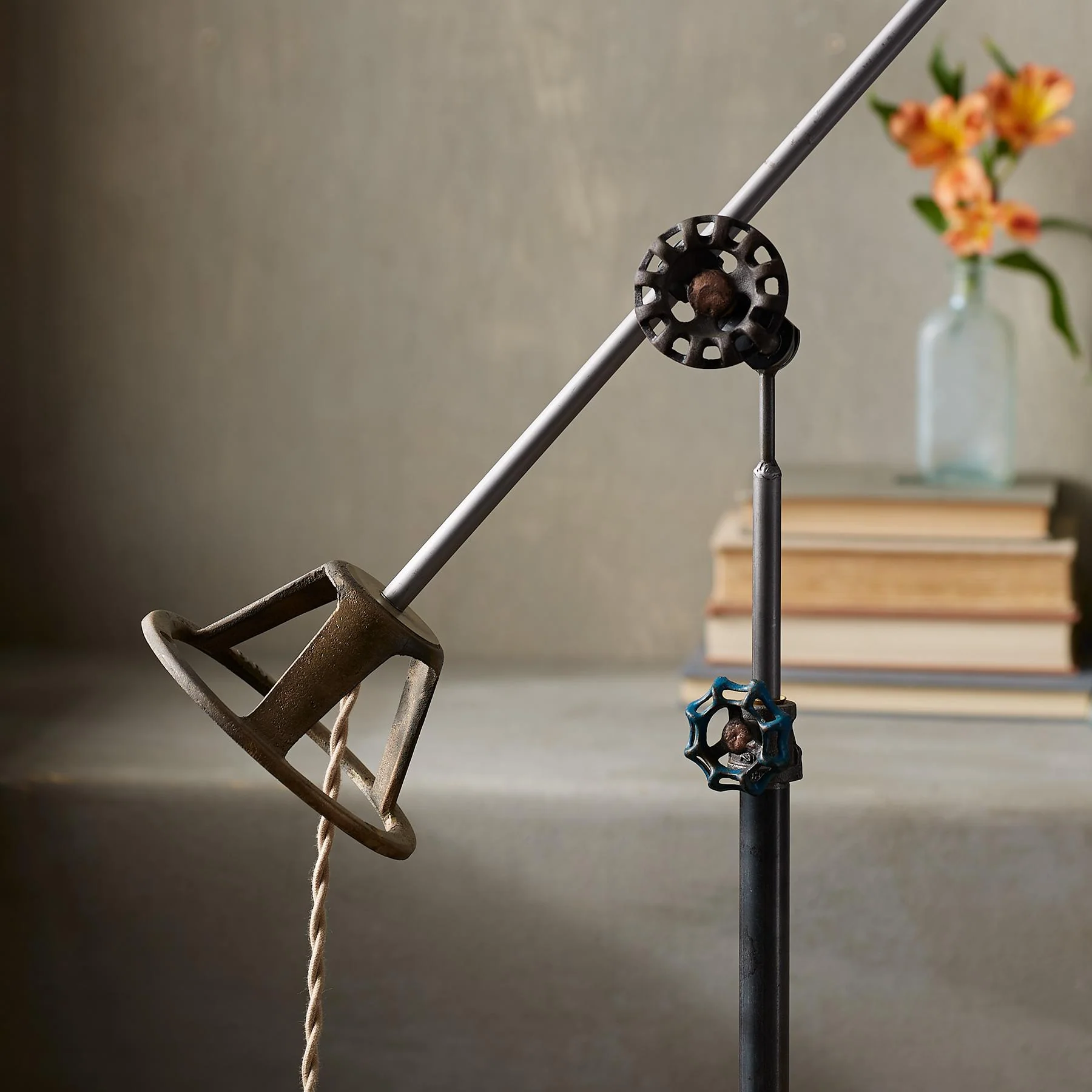 Siddoway Floor Lamp