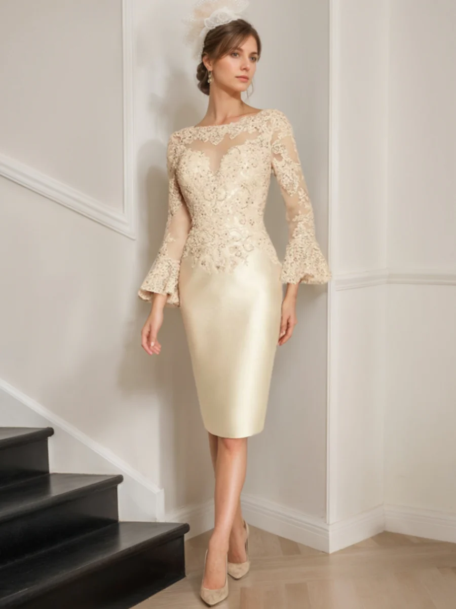 Sheath/Column Satin Scoop Mother of the Bride Dresses Lace Long Sleeves Knee-Length Cocktail Dresses - QUGEX