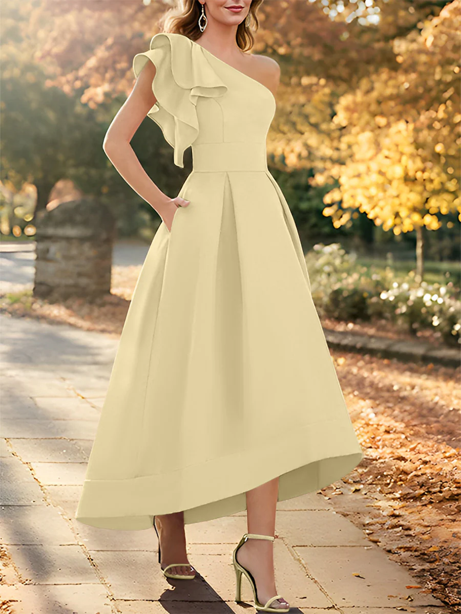 A-Line/Princess One-Shoulder Sleeveless Asymmetrical Mother of the Bride Dresses with Ruffles - QUGEX