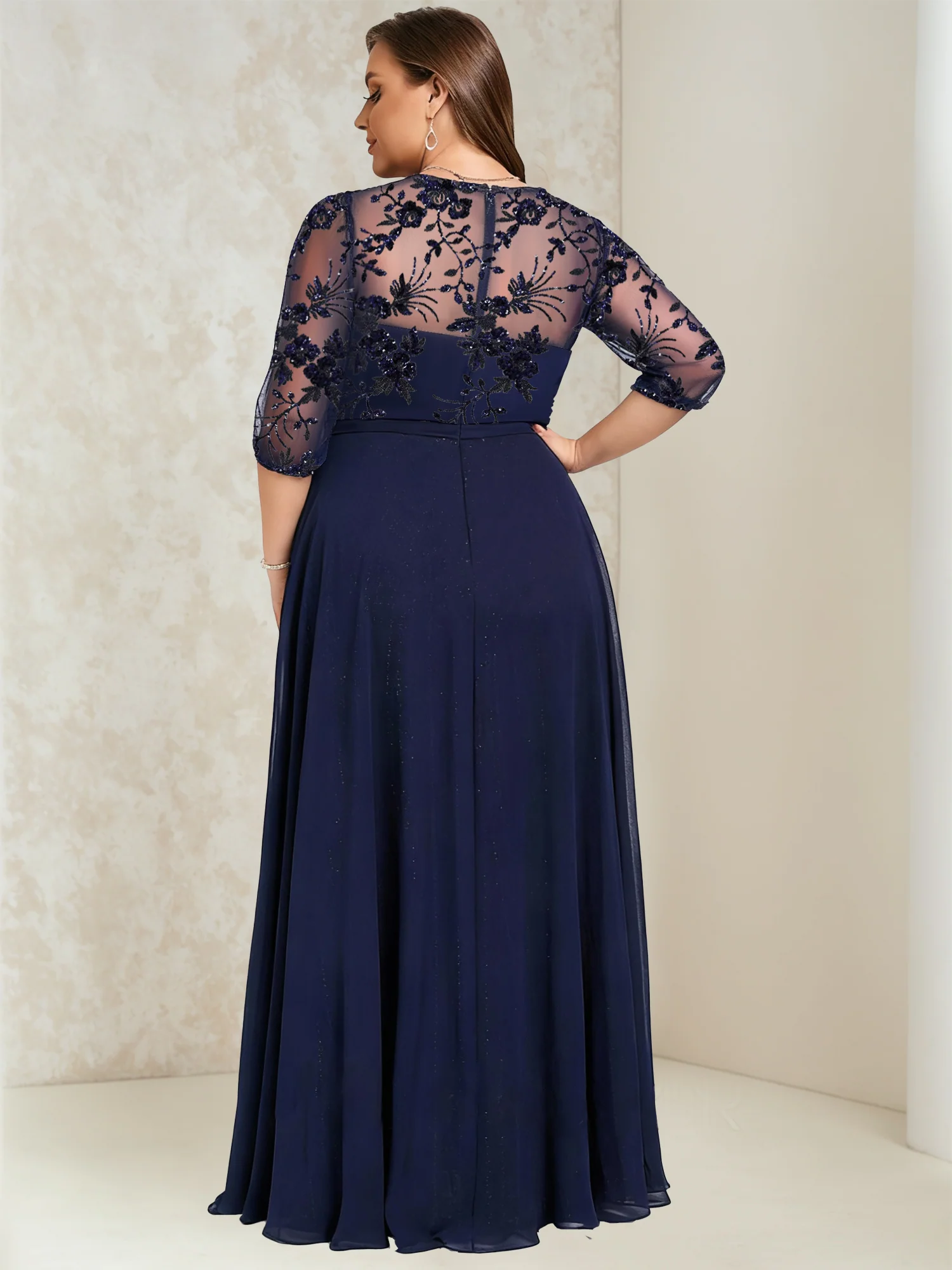 A-Line/Princess Lace Sequins Plus Size Mother of the Bride Dresses Illusion Floor-Length - QUGEX