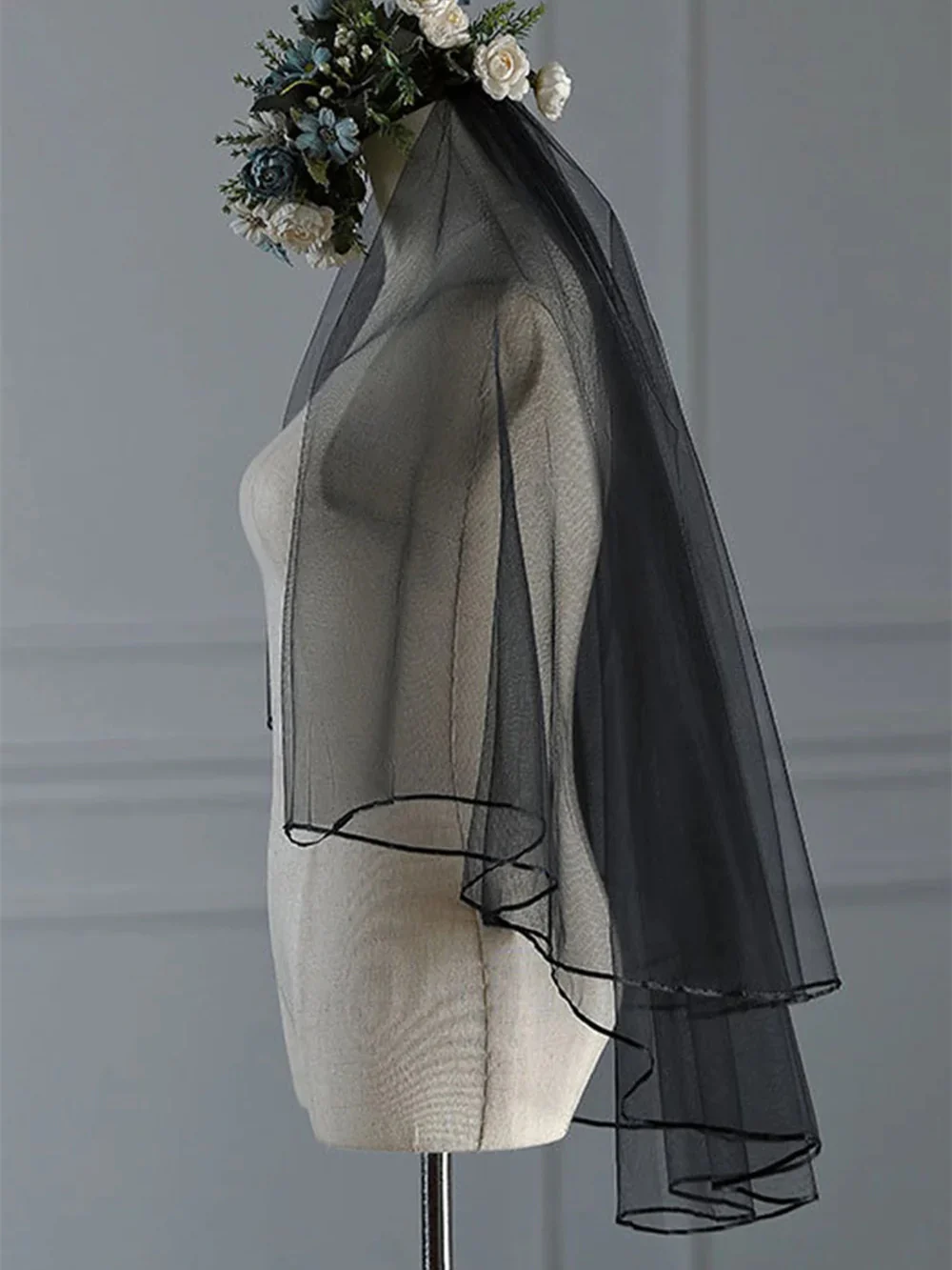 Two-tier Lace Wedding Veils Elbow Veils with Ribbon Edge - QUGEX