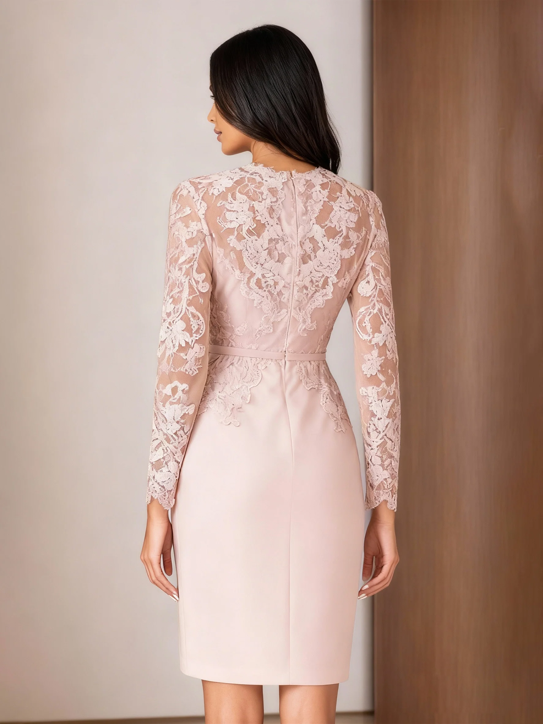 Sheath/Column Long Sleeves V-Neck Knee-Length Mother of the Bride Dresses with Lace - QUGEX